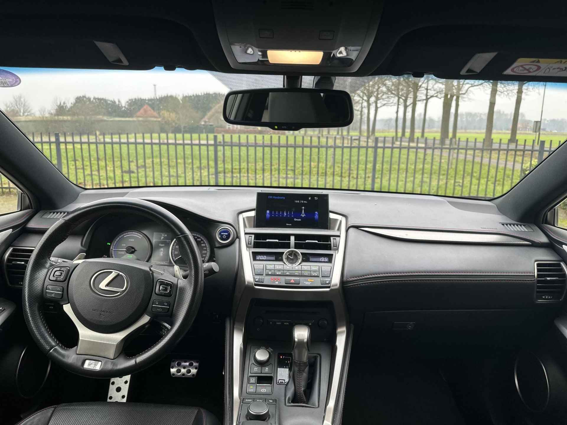 Lexus NX 300h AWD F Sport Line | Lederen bekleding | Trekhaak | Volledige historie - 11/22