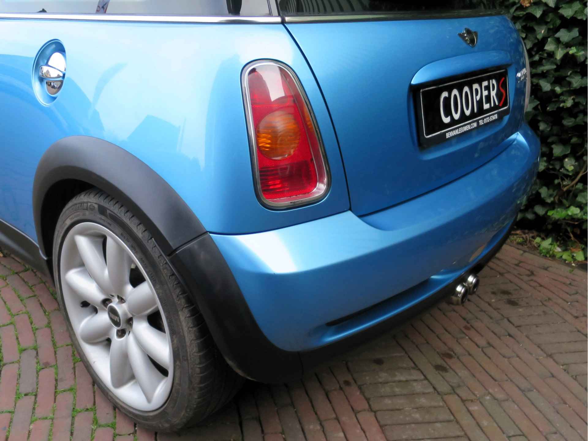 MINI Cooper S 1.6 Chili R53 Youngtimer met Xenon, Airco en 17" - 23/42