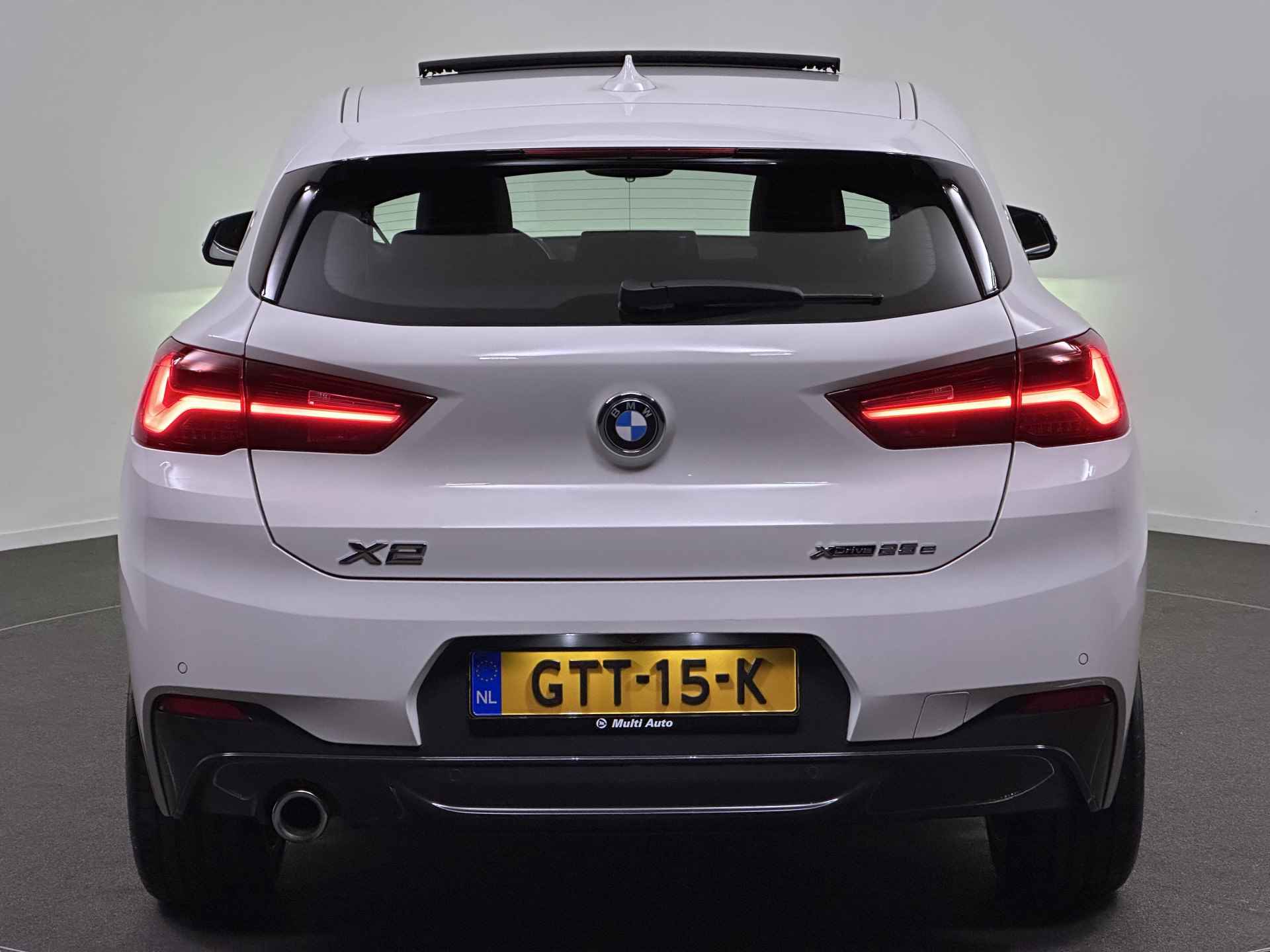 BMW X2 xDrive25e M Sport Plug In Hybrid Dealer O.H PHEV | Panodak | Adaptive Cruise | Lederen Sportstoelen Memory | Head Up | Camera | 19"L.M |  Keyless | Stuurverwarming | - 24/47