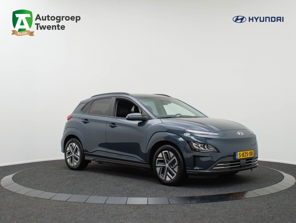 Hyundai Kona EV Premium 64 kWh | Leder | 3-Fase | 482km bereik bij viaBOVAG.nl