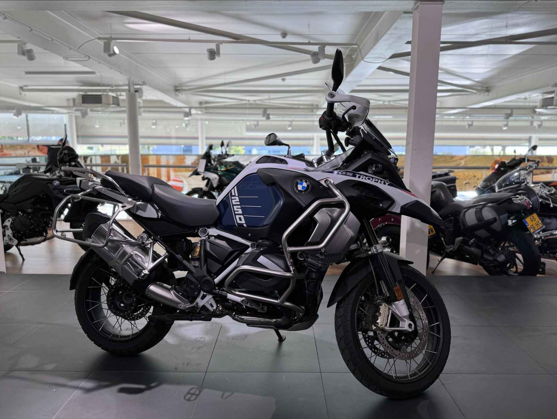 BMW R 1250 GS Adventure TROPHY - 1/11