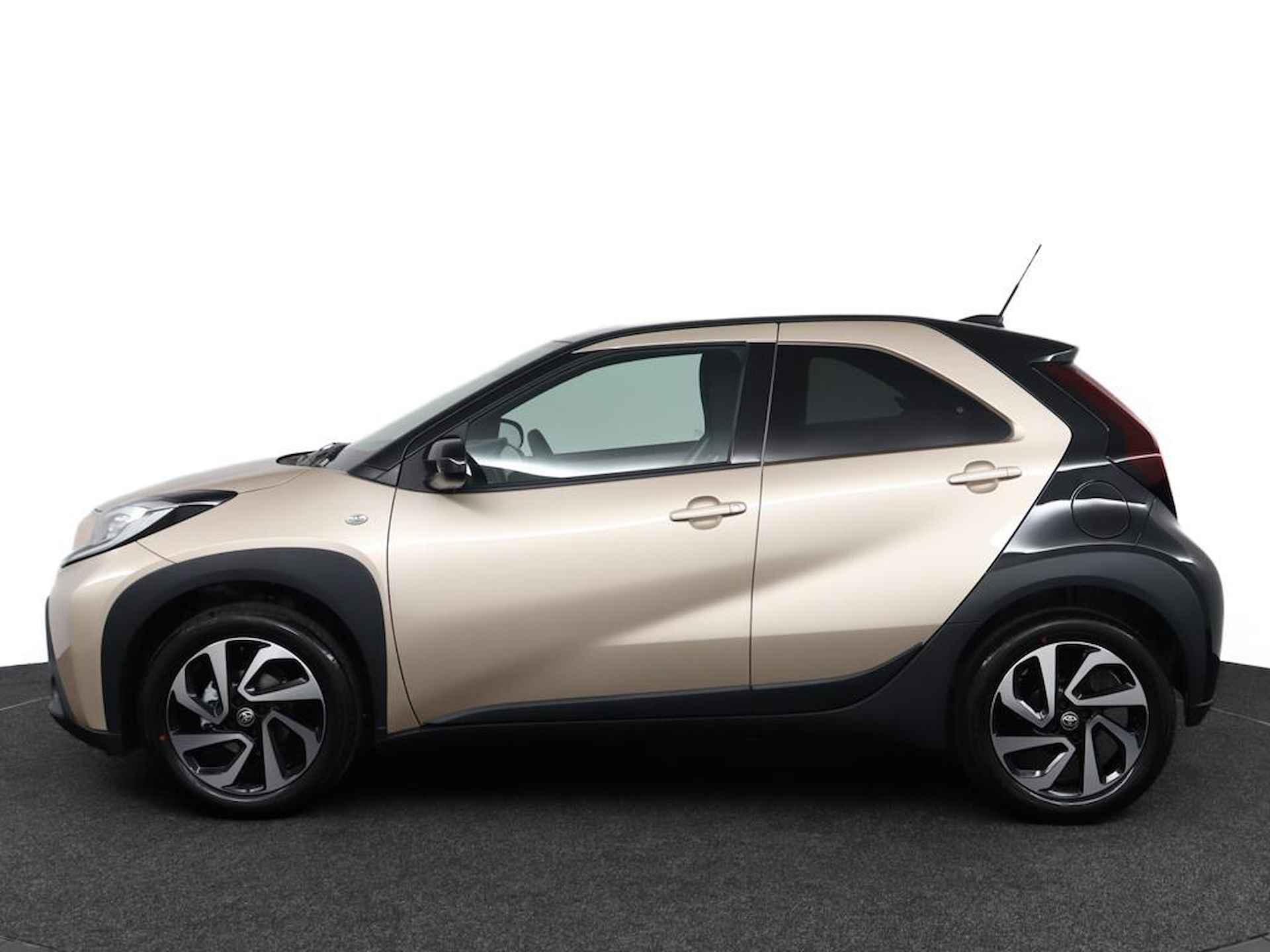 Toyota Aygo X 1.0 VVT-i MT Pulse | Nieuw direct leverbaar | 10 jaar fabrieksgarantie | - 3/47