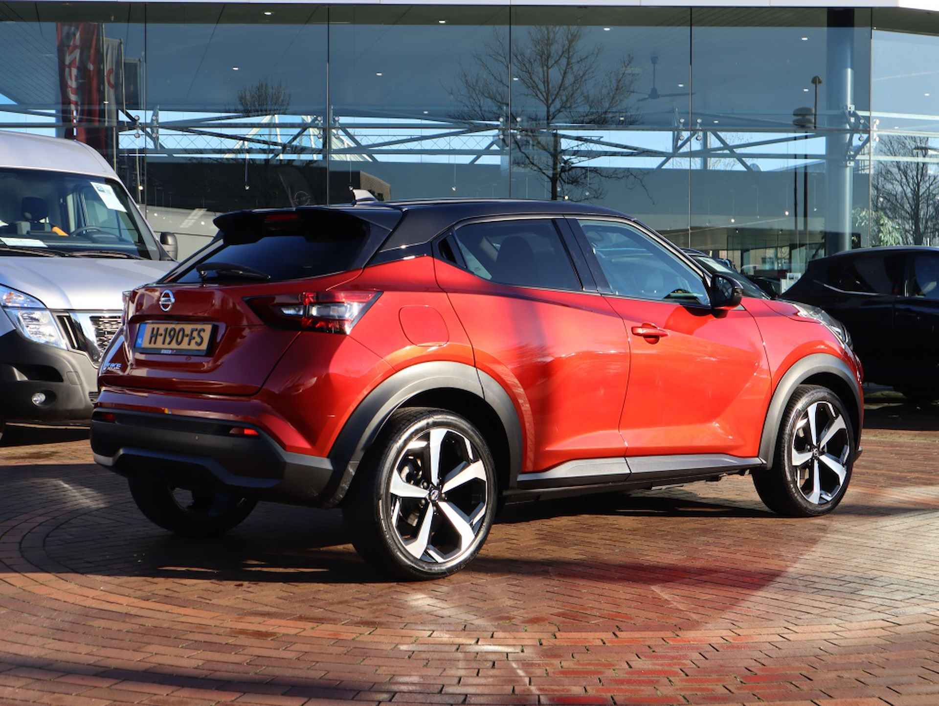 Nissan Juke 1.0 DIG-T Premiere Edition / Navigatie / Camera / Stoelverwarmin - 3/32