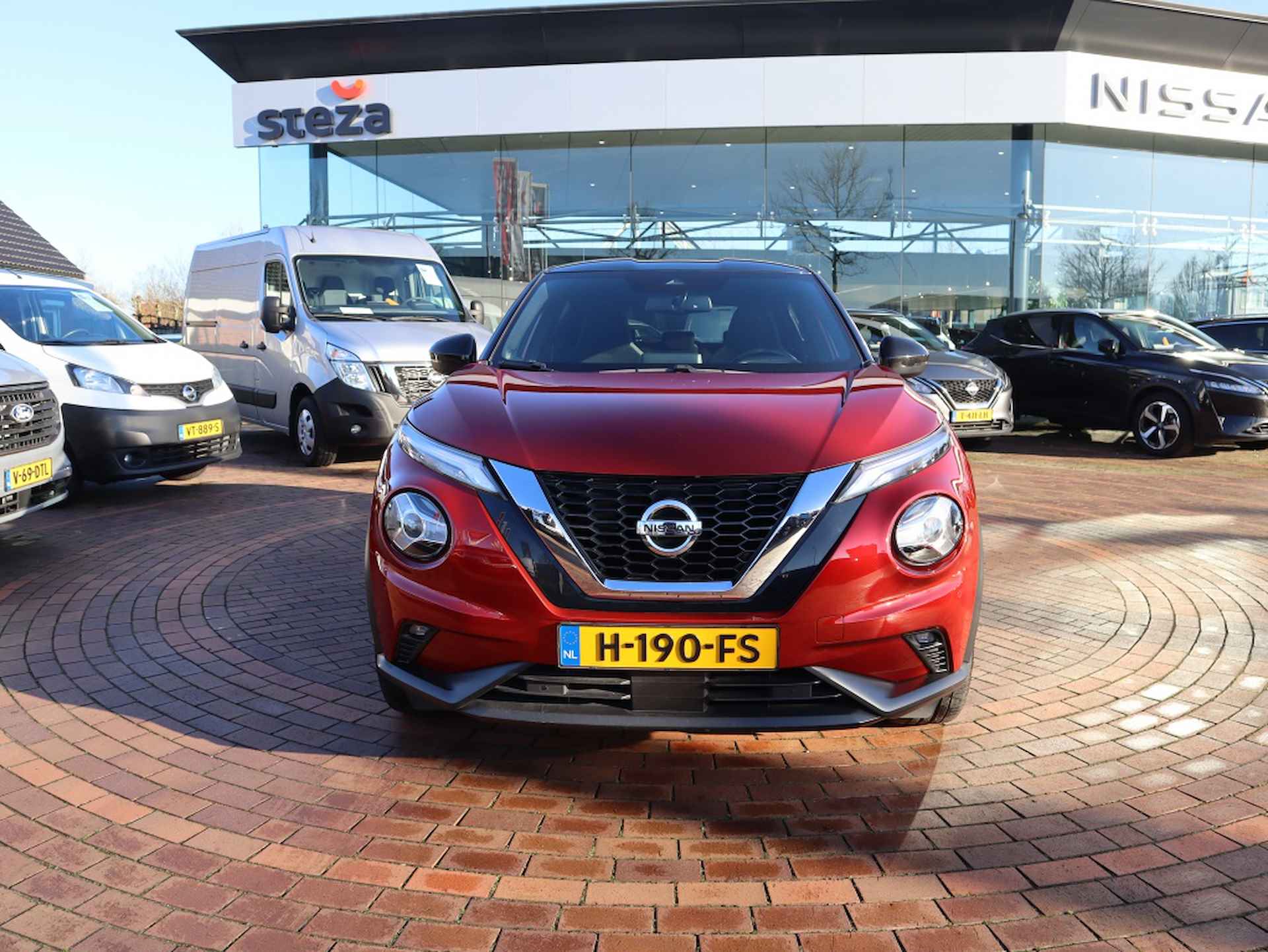 Nissan Juke 1.0 DIG-T Premiere Edition / Navigatie / Camera / Stoelverwarmin - 15/32