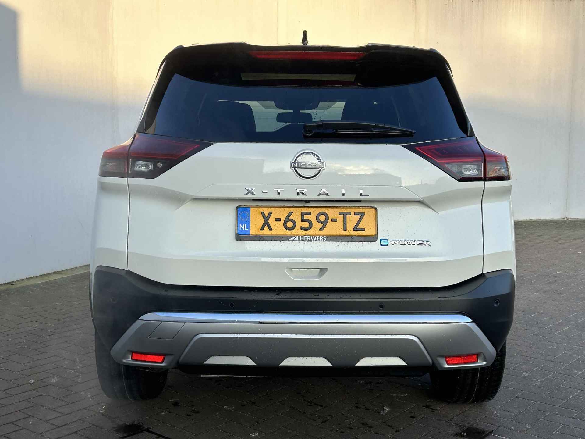 Nissan X-Trail 1.5 e-Power Tekna Hybride Automaat / Origineel Nederlandse 1e Eigenaars Auto / Dealer Onderhouden / Panoramadak / 21" Lichtmetalen Wielen op Pirelli banden / btw auto - 25/38