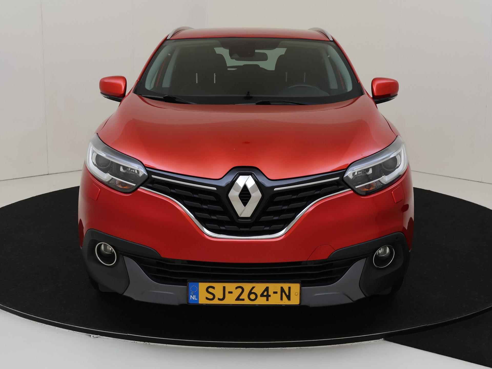 Renault Kadjar 1.2 TCe 130 PK Intens Navigatie / Climate Control / Cruise Control / Parkeersensoren Voor en Achter / Camera Achter / Stoelverwarming - 5/28