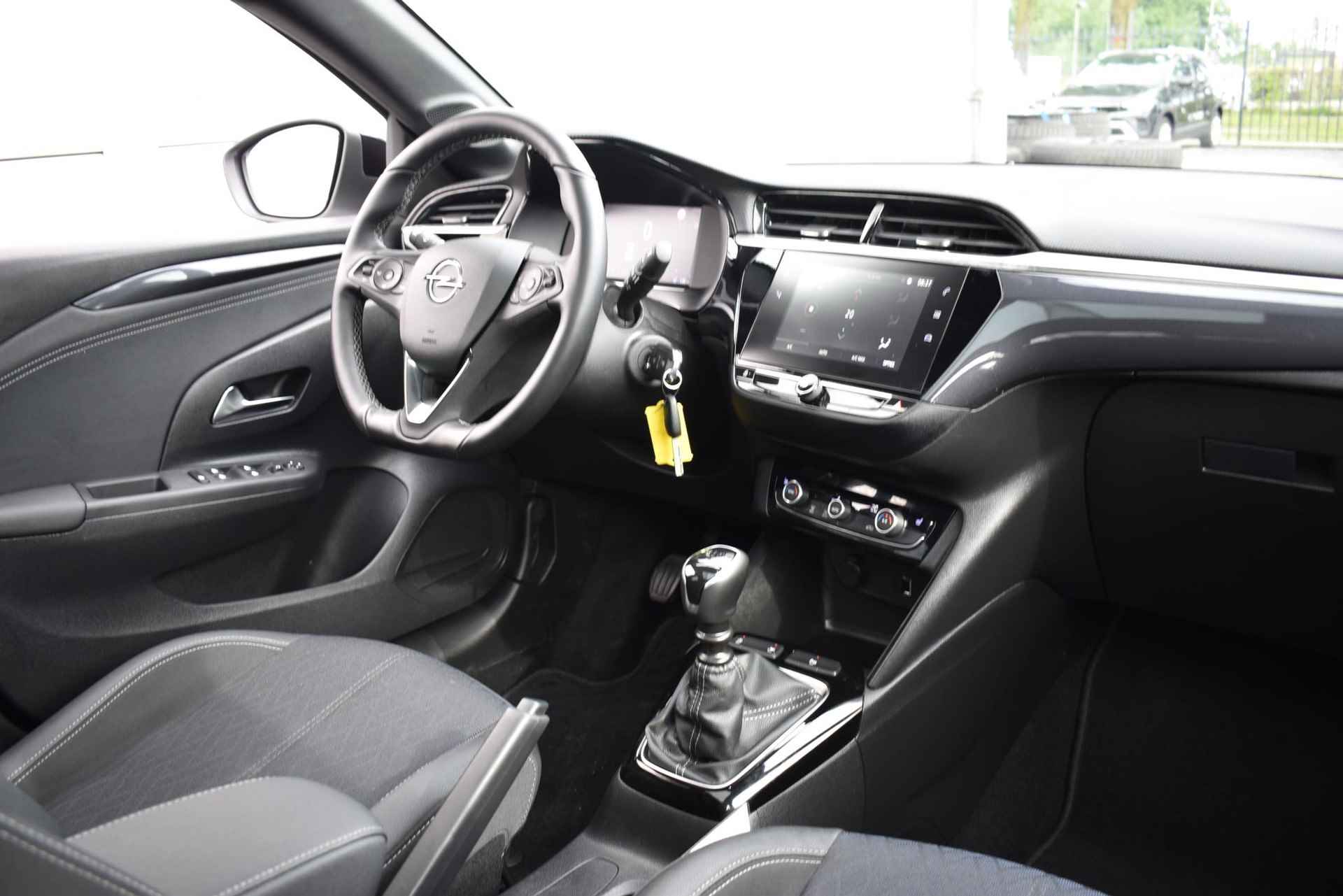 Opel Corsa 1.2 turbo Level 4 / carplay / led / panodak / 17 inch lm - 4/39