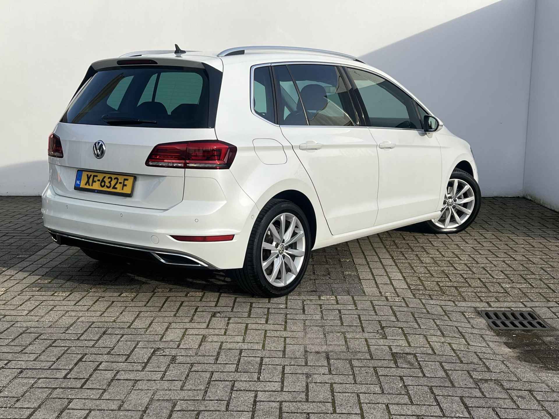 Volkswagen Golf Sportsvan 1.5 TSI ACT Highline | PANORAMADAK | NL AUTO | AFNEEMBARE TREKHAAK | NAVI | STOELVERWARMING | KEYLESS ENTRY | PARK ASSIST | - 8/35