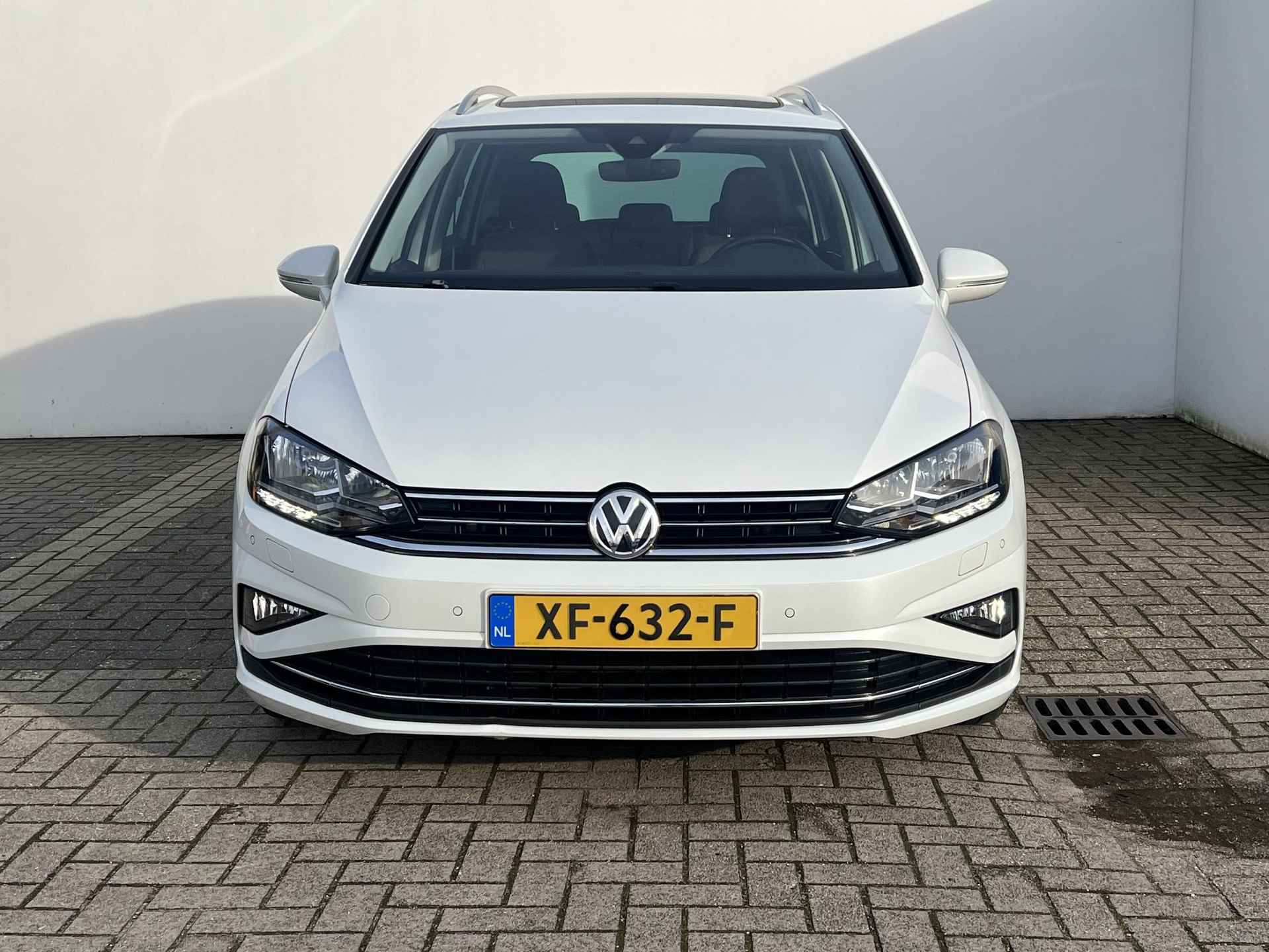 Volkswagen Golf Sportsvan 1.5 TSI ACT Highline | PANORAMADAK | NL AUTO | AFNEEMBARE TREKHAAK | NAVI | STOELVERWARMING | KEYLESS ENTRY | PARK ASSIST | - 11/35