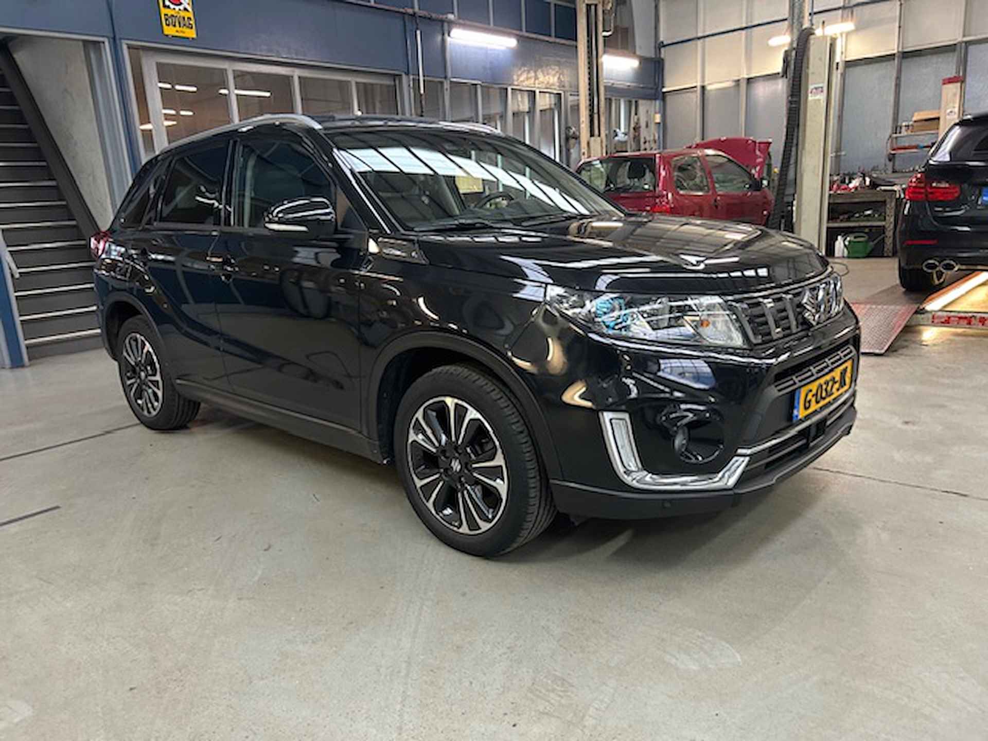 SUZUKI Vitara 1.4 Boosterjet 140pk Aut Stijl | Schuif- Kanteldak | Afn. trekhaak | Apple carplay / Android auto | Cruise control | Pdc V+A | N AP | Rijklaar prijs! - 6/24