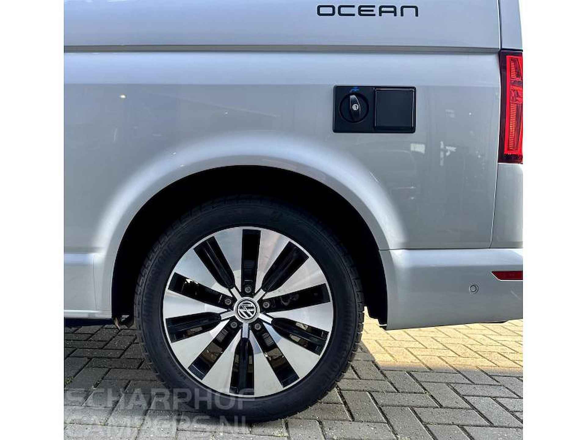 Volkswagen T6.1 California  OCEAN 150 DSG - 16/17