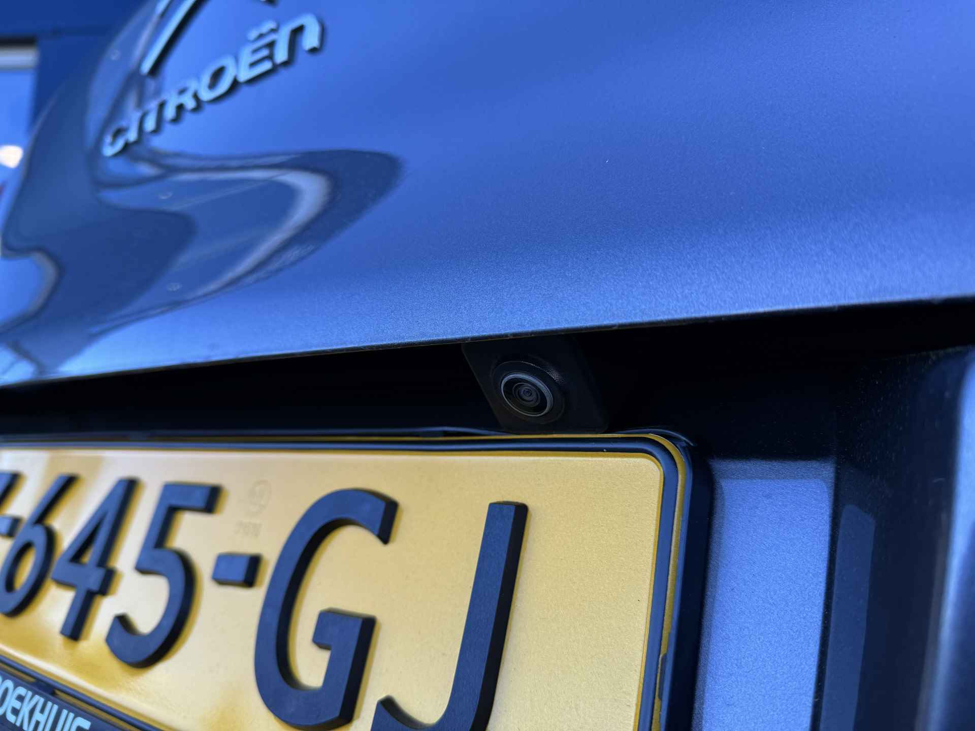Citroën C3 1.2 PureTech Shine | Cruise Control | Camera | PDC V/A | Keyless | Navi - 15/35