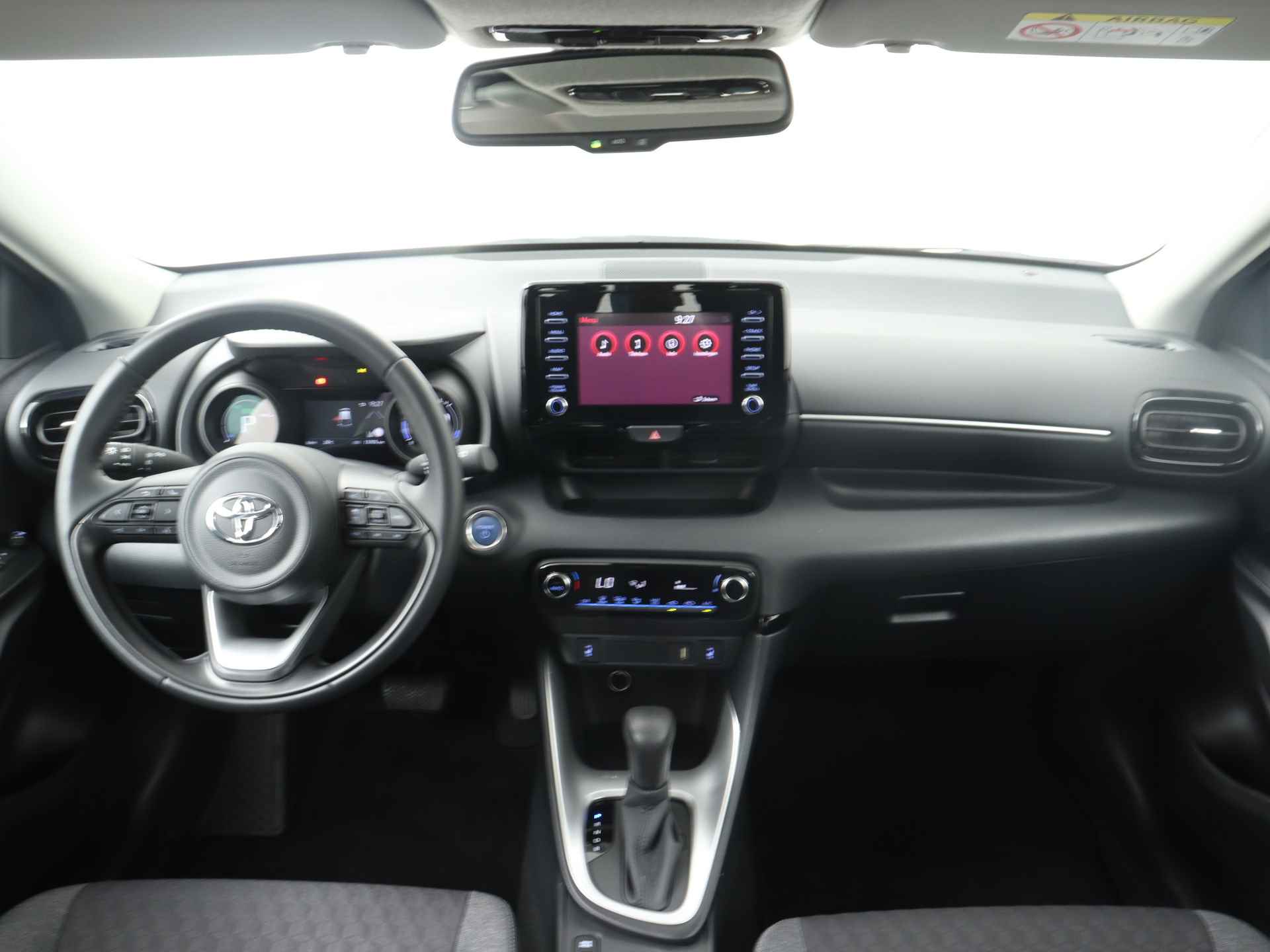 Toyota Yaris 1.5 Hybrid Dynamic Limited | Apple Carplay/Android Auto | Stoelverwarming | Lichtmetalen Velgen | Mistlampen | - 6/43