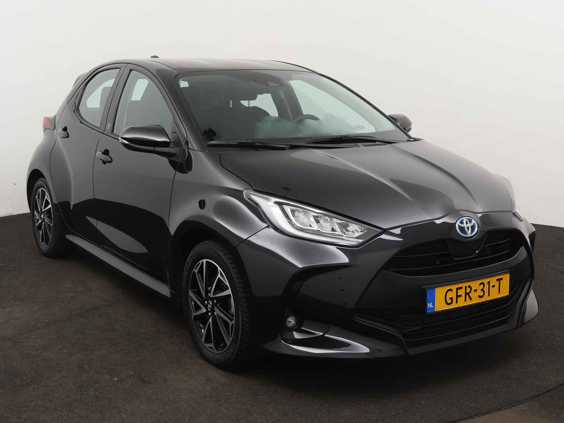 Toyota Yaris 1.5 Hybrid Dynamic Limited | Apple Carplay/Android Auto | Stoelverwarming | Lichtmetalen Velgen | Mistlampen | - 29/43