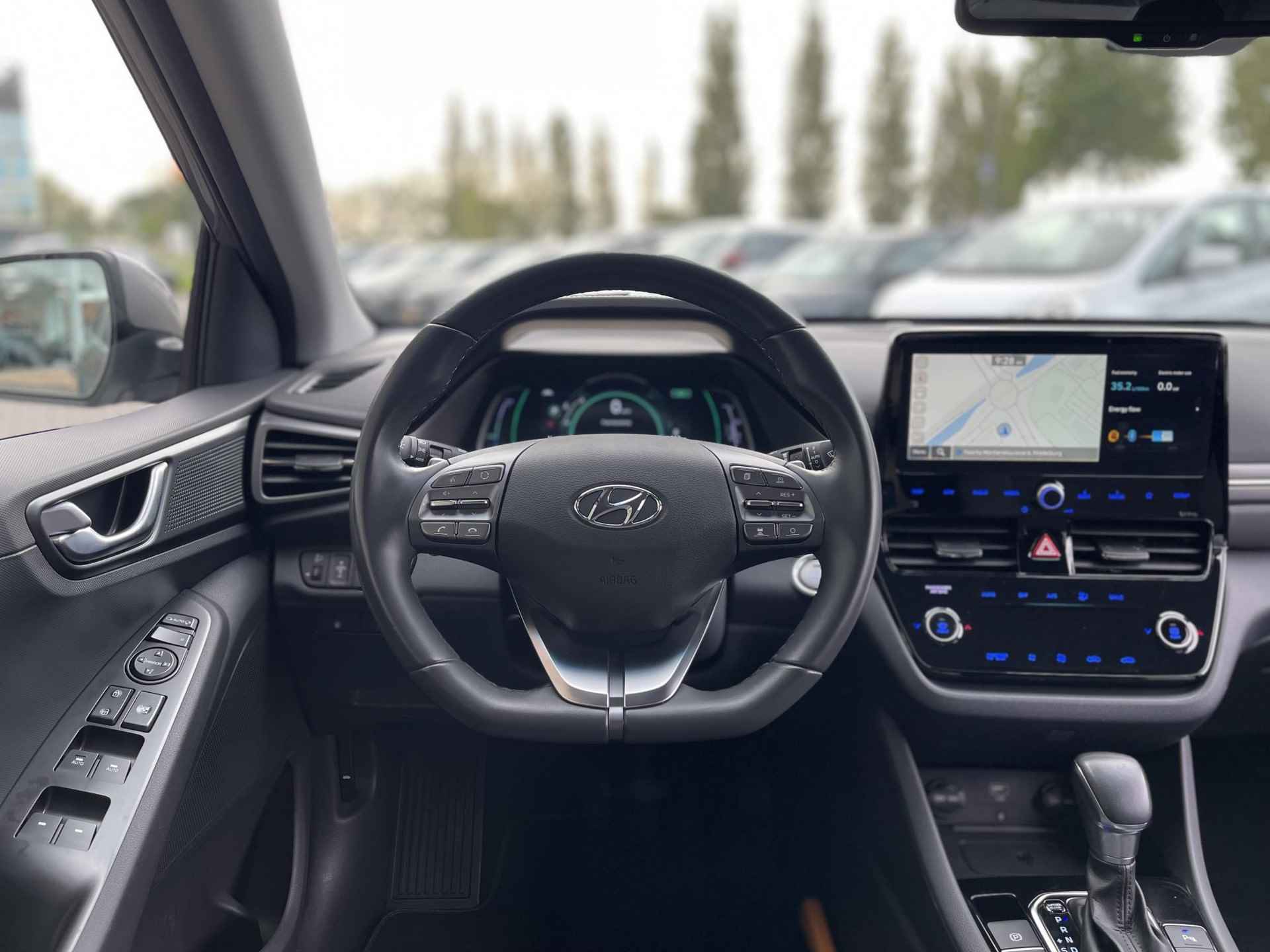 Hyundai IONIQ 1.6 GDi Comfort Plus | Adapt. Cruise Control | Apple Carplay/Android Auto | Keyless Entry | Navigatie | Camera | Premium Audio | Rijklaarprijs! - 14/26