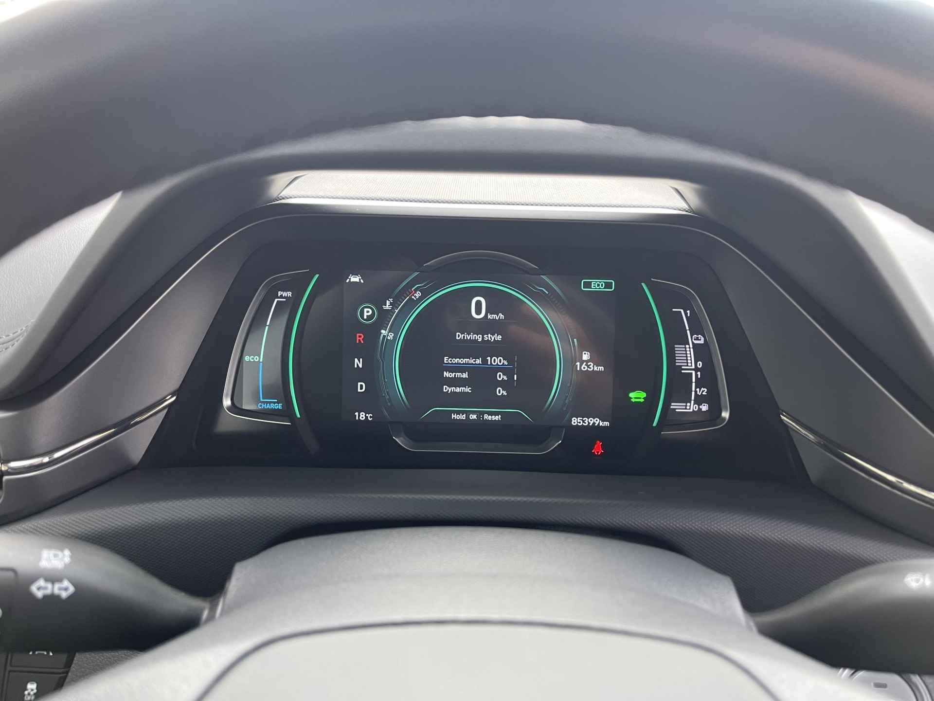 Hyundai IONIQ 1.6 GDi Comfort Plus | Adapt. Cruise Control | Apple Carplay/Android Auto | Keyless Entry | Navigatie | Camera | Premium Audio | Rijklaarprijs! - 25/26