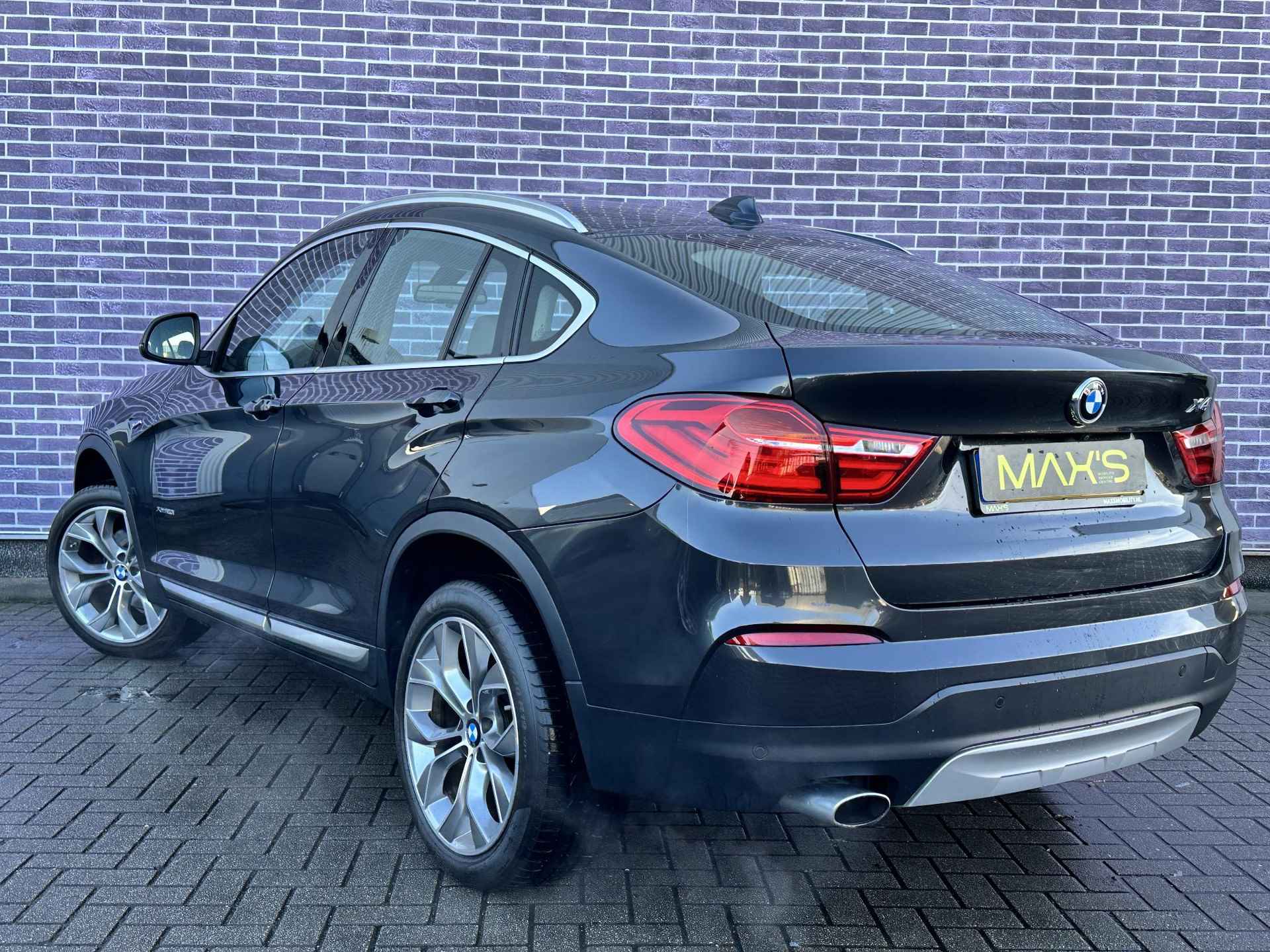 BMW X4 xDrive20i High Executive | Trekhaak | Navi | Leder | 19 Inch | Cruise Control | Climate Control | Stoelverwarming - 7/24