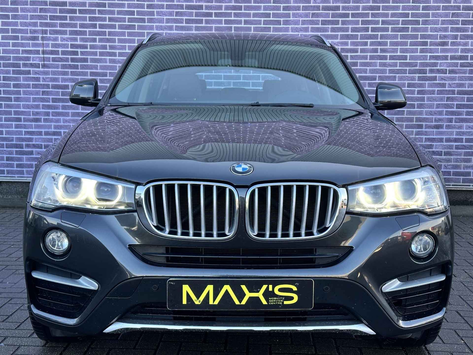 BMW X4 xDrive20i High Executive | Trekhaak | Navi | Leder | 19 Inch | Cruise Control | Climate Control | Stoelverwarming - 9/24