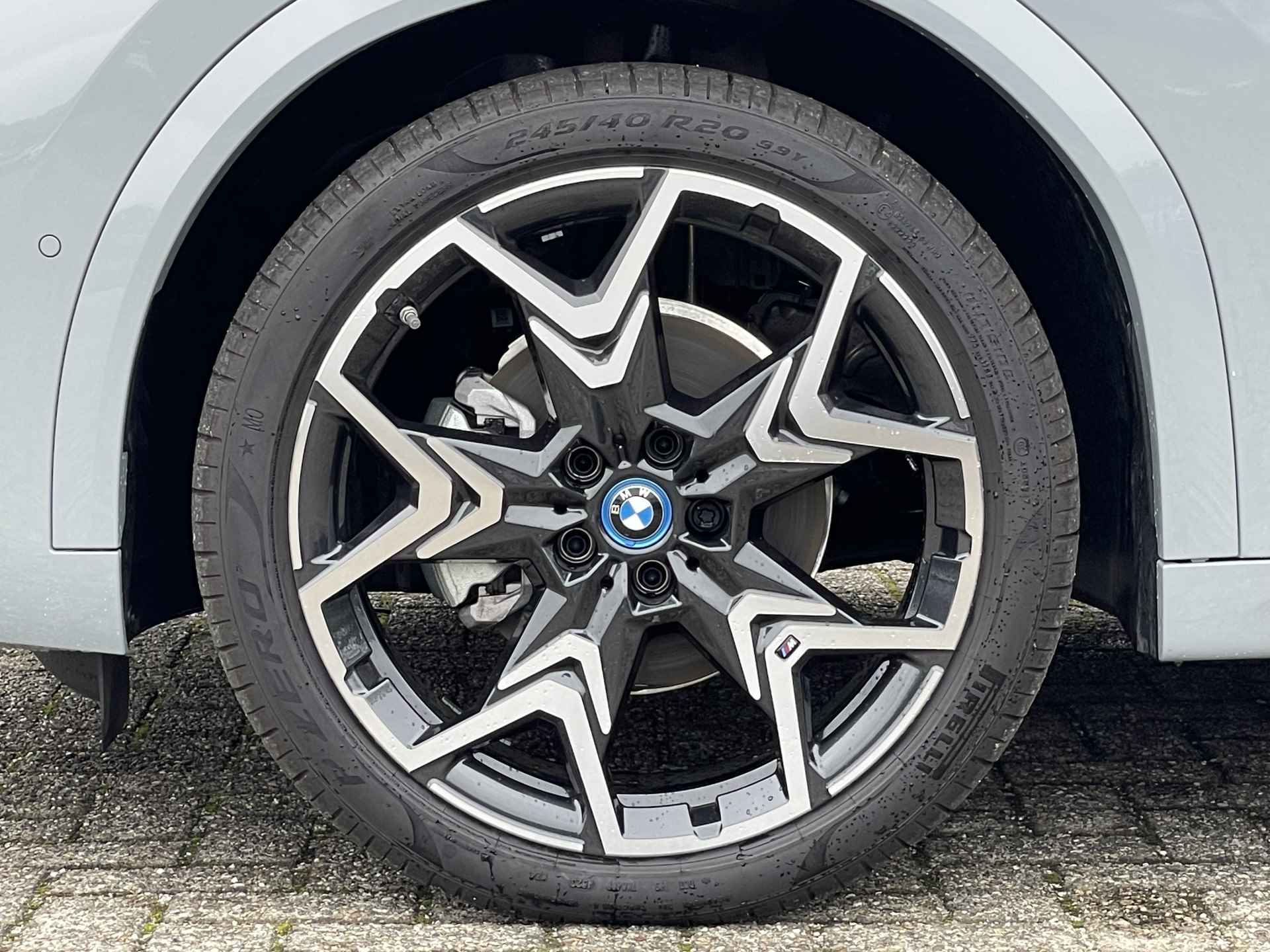 BMW iX2 eDrive20 M-Sport | 20" | Harman/Kardon | Adapt. Led | Driving Ass. | Comfort Acces - 6/33