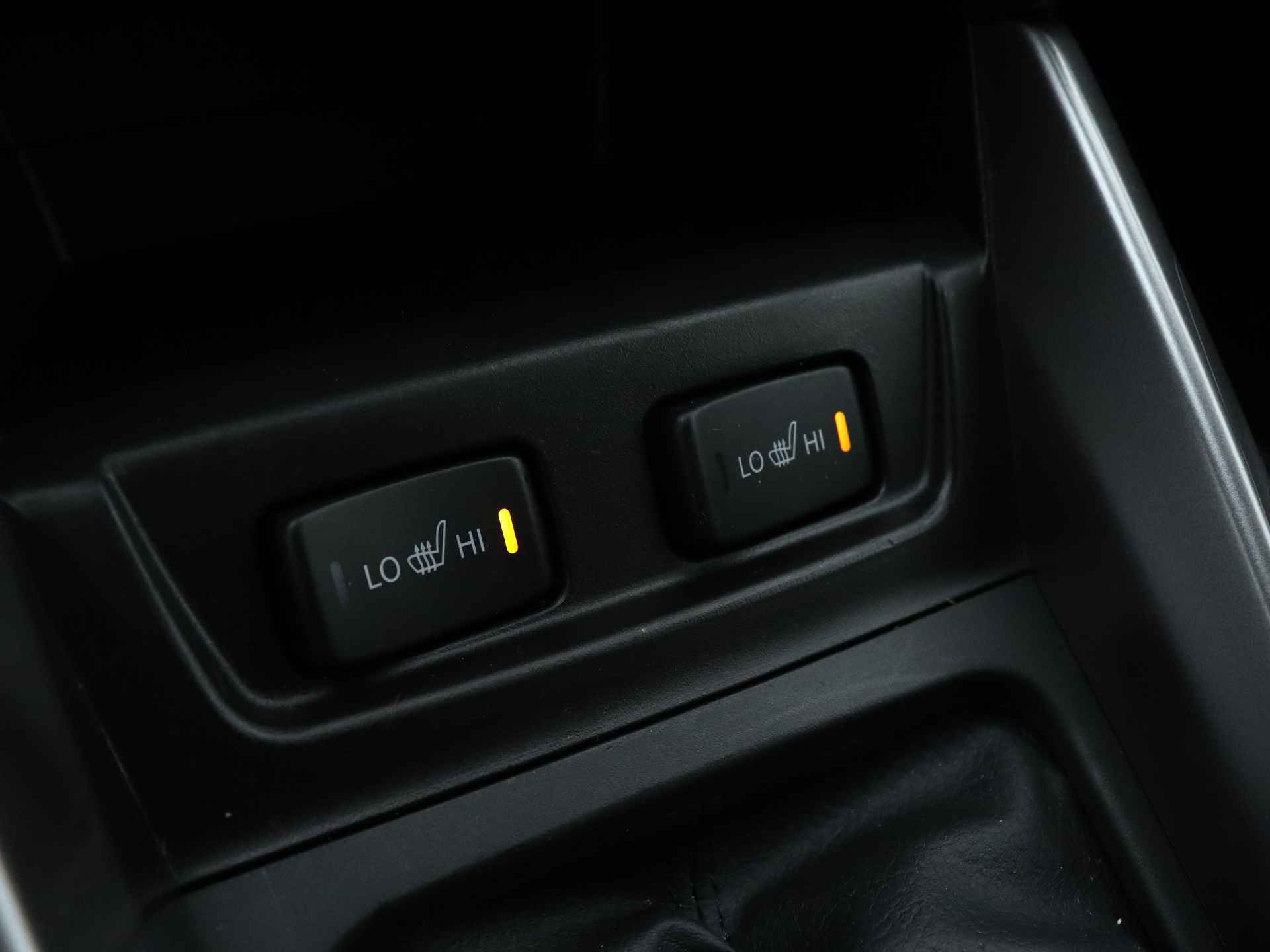 Suzuki Vitara 1.4 Boosterjet Select Smart Hybrid | Navigatie | Achteruitrijcamera | Climate Control | Adaptive Cruise Control | Stoelverwarming | - 36/38