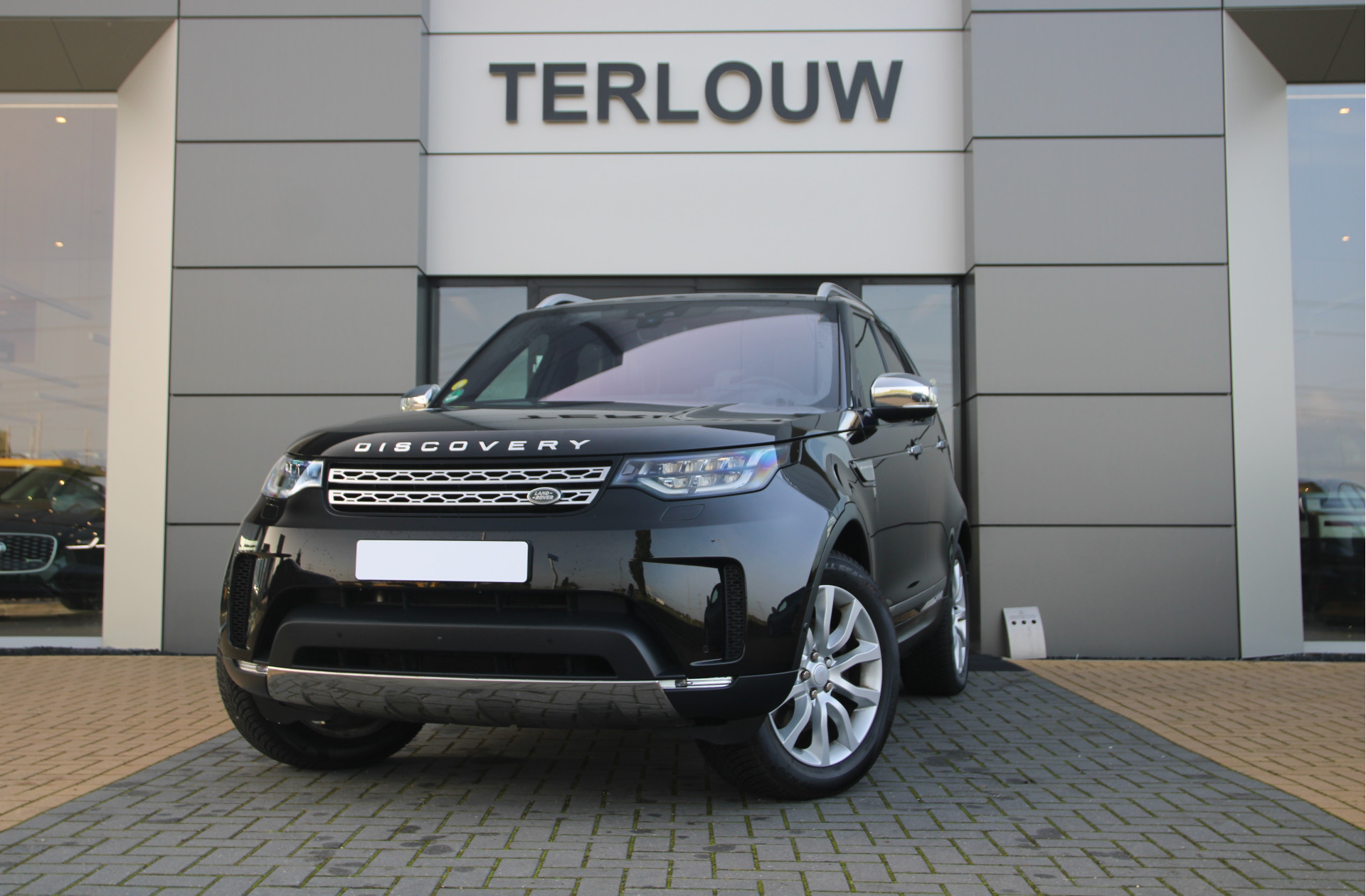Land Rover Discovery 3.0 Td6 HSE Luxury 7p. bij viaBOVAG.nl