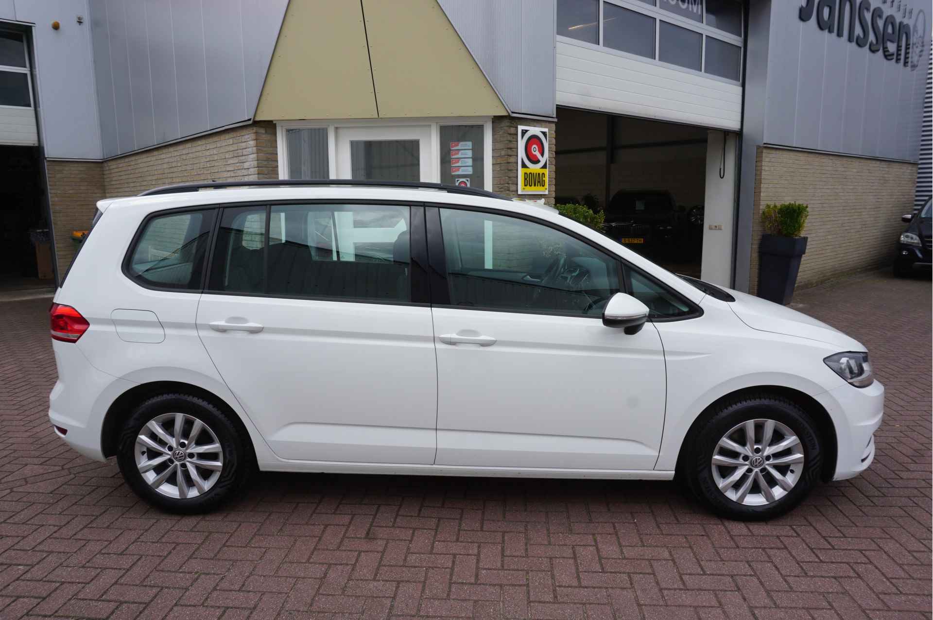 Volkswagen Touran 1.4 TSI Comfortline - 11/22