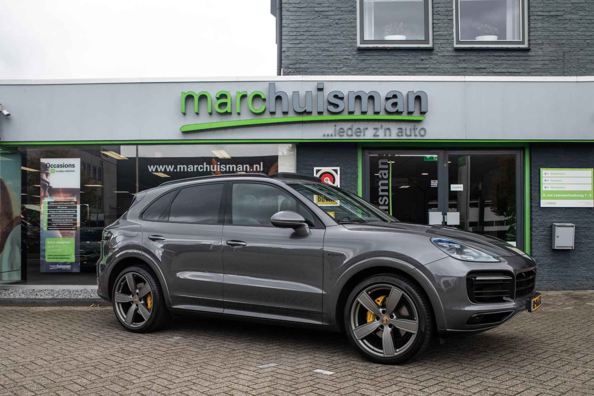 Porsche Cayenne 3.0 E-Hybrid / PANODAK / AKRAPOVIC / SP. DESIGN / SP. CHRONO - 6/61