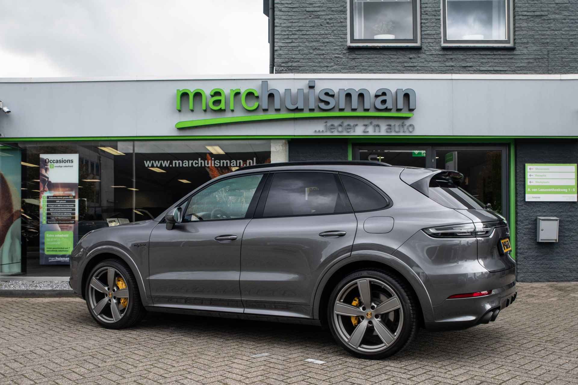 Porsche Cayenne 3.0 E-Hybrid / PANODAK / AKRAPOVIC / SP. DESIGN / SP. CHRONO - 7/61