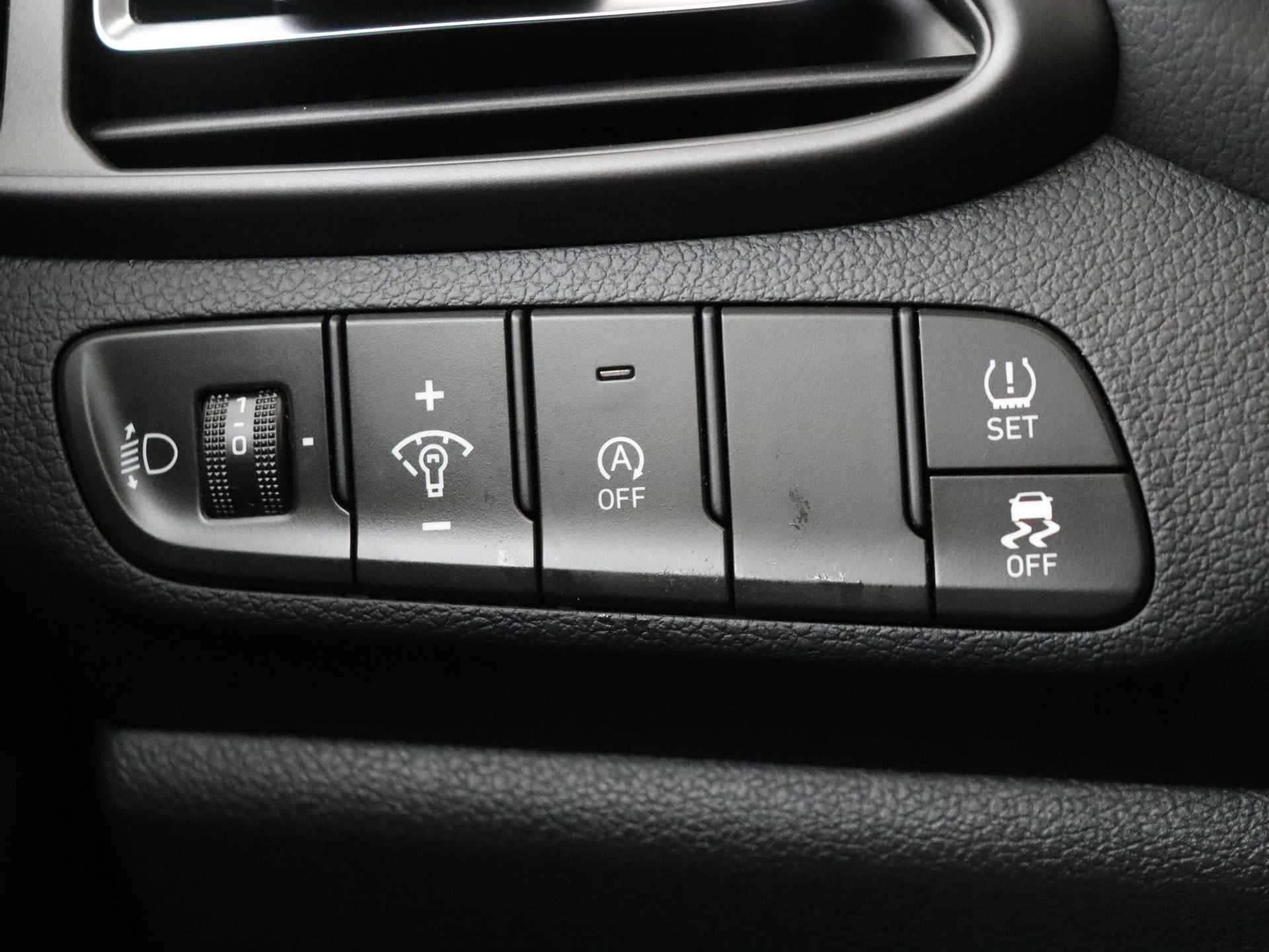 Hyundai i30 Wagon 1.0 T-GDi MHEV Comfort Smart 136 pk Automaat | Navigatie | Climate Control - 25/32