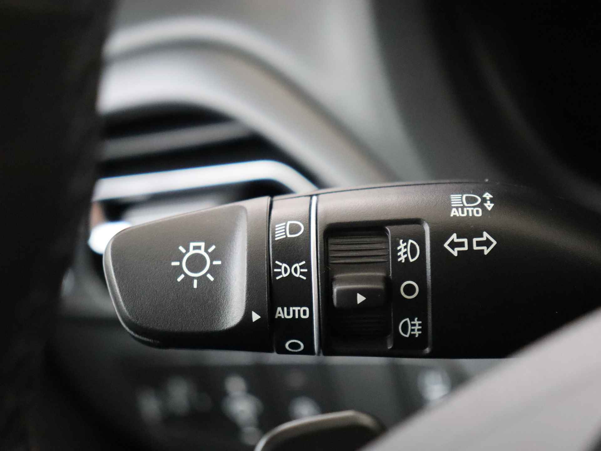 Hyundai i30 Wagon 1.0 T-GDi MHEV Comfort Smart 136 pk Automaat | Navigatie | Climate Control - 27/32