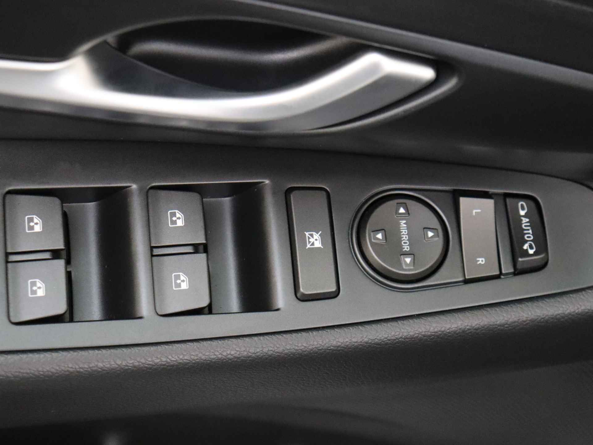 Hyundai i30 Wagon 1.0 T-GDi MHEV Comfort Smart 136 pk Automaat | Navigatie | Climate Control - 28/32