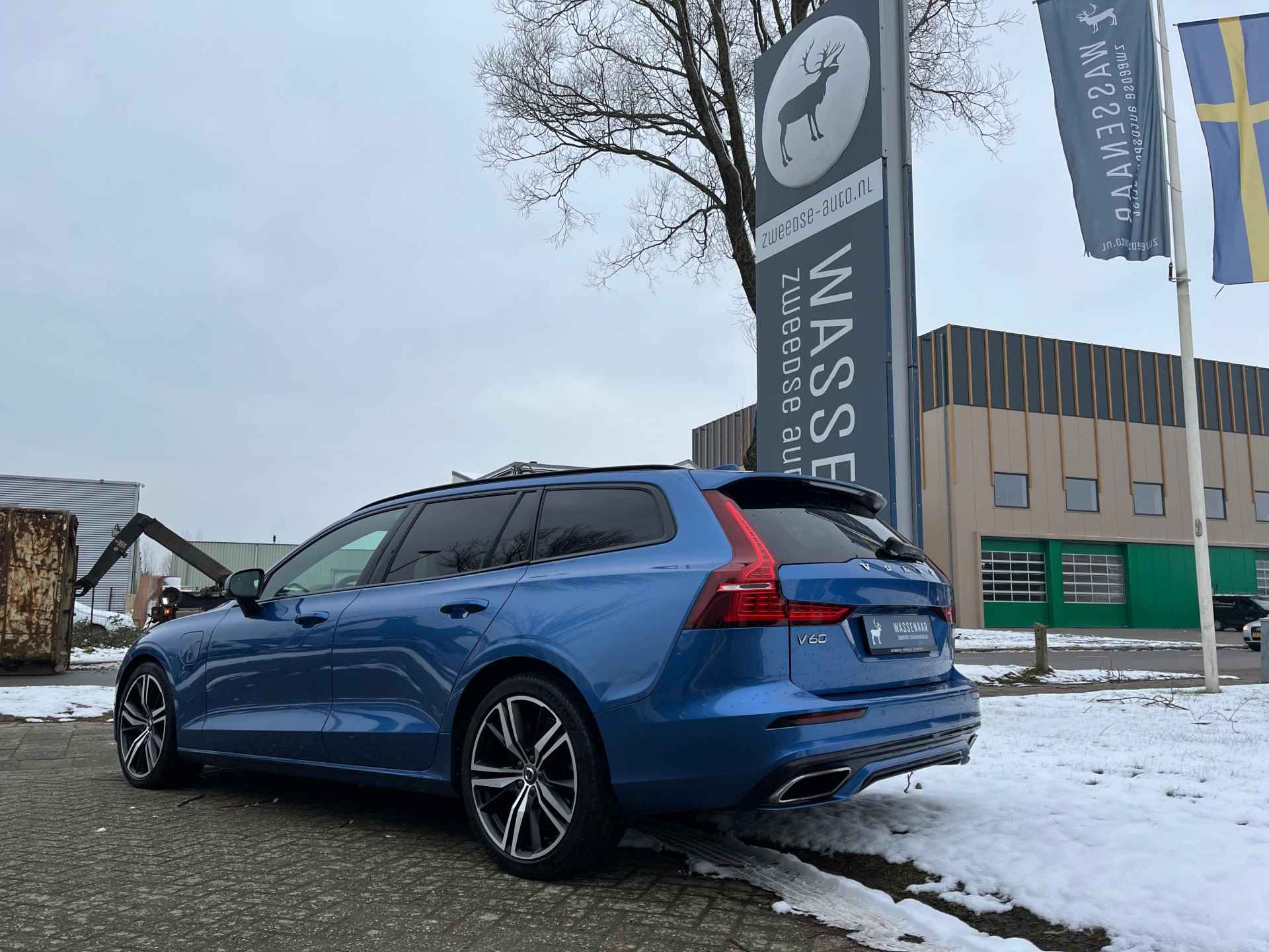 Volvo V60 T6 Recharge AWD R-Design | Rijklaarprijs | Pano dak | Trekhaak | - 3/10