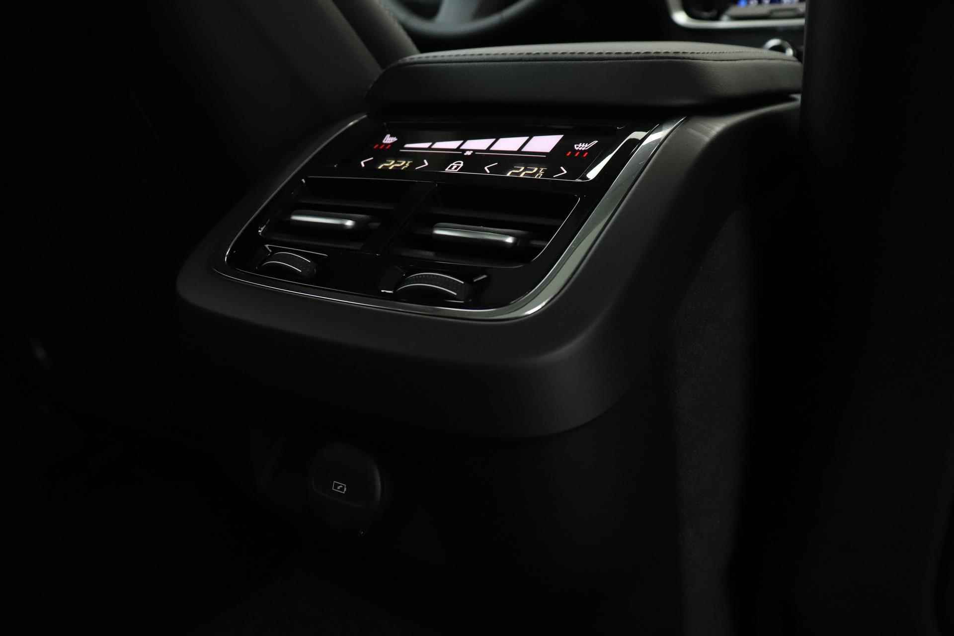Volvo V60 Cross Country B5 AWD ULTIMATE -FULL.OPTIONS!|PANO.DAK|B&W-AUDIO|MASSAGE|STANDKACHEL - 23/47
