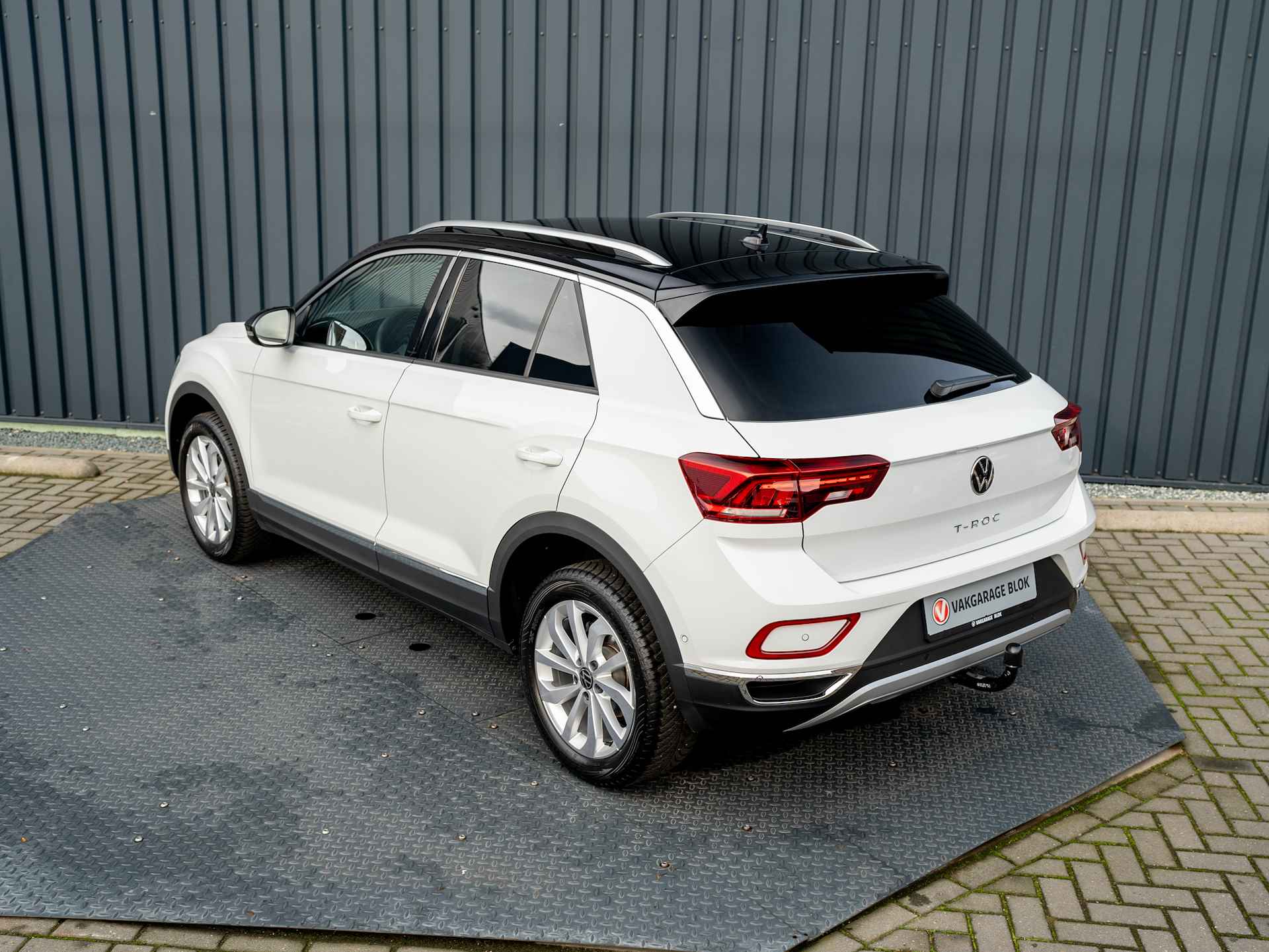 Volkswagen T-Roc 1.5 TSI 150Pk Style | IQ Light | Trekhaak afnb. | Stoel & Stuur verw. | Prijs Rijklaar!! - 40/47