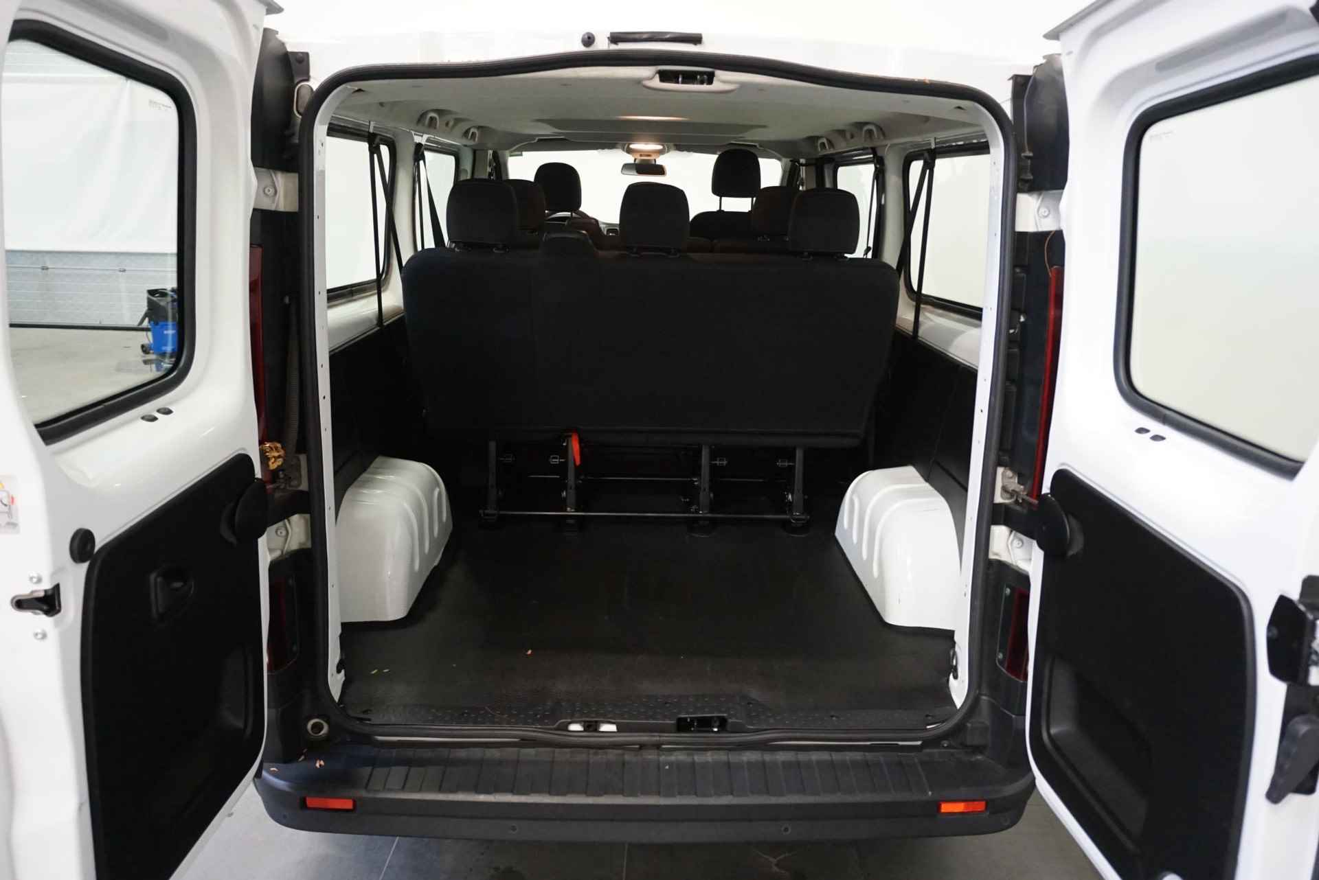 Opel Vivaro Combi 1.6 CDTI L2H1 8-Persoons PERSONENBUS Incl. BTW/Bpm Airco|Bluetooth|Lang| - 5/22