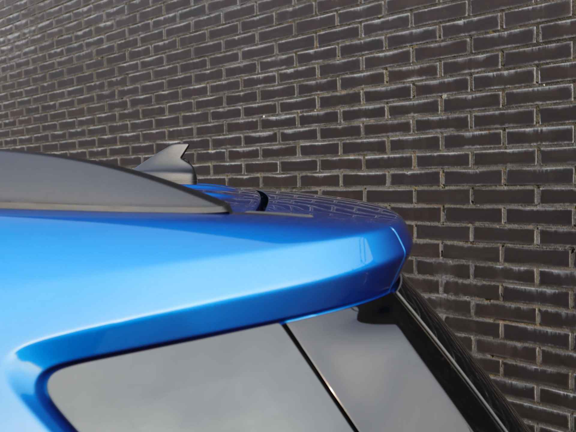 Ford EcoSport 1.0 EcoBoost ST-Line 125pk | DEMO | Stoel- stuur en voorruitverwarming | BLISS | Navigatie | 17inch lichtmetalen velgen | Parkeer sensoren voor en achter | Achteruitrij camera | B&O Audio - 17/57