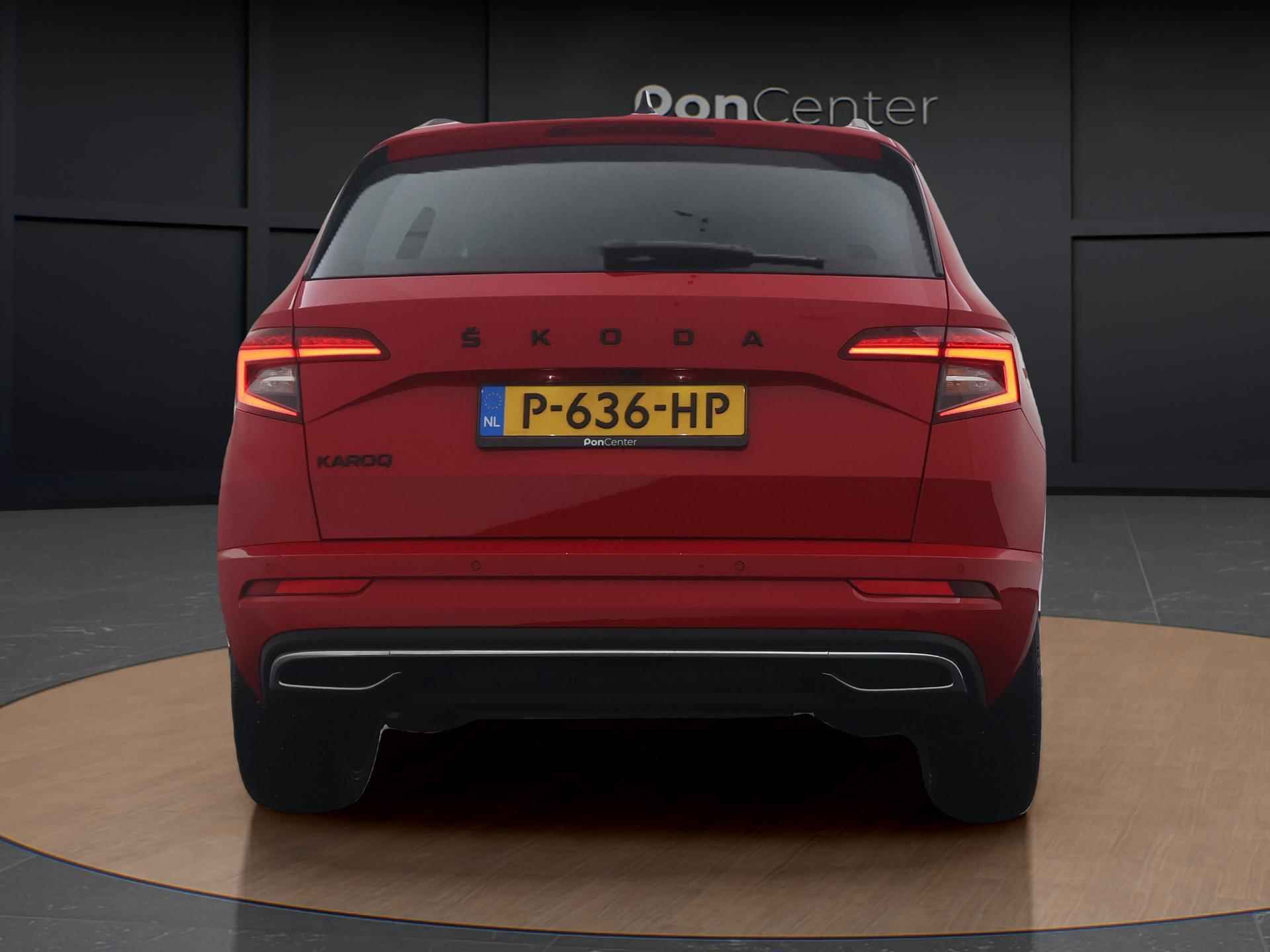 Skoda Karoq 1.5 TSI ACT Sportline Business | Navigatie | Trekhaak | Stuur-/ Stoelverwarming | LED Matrix | Keyless | ACC | 19"| - 7/25