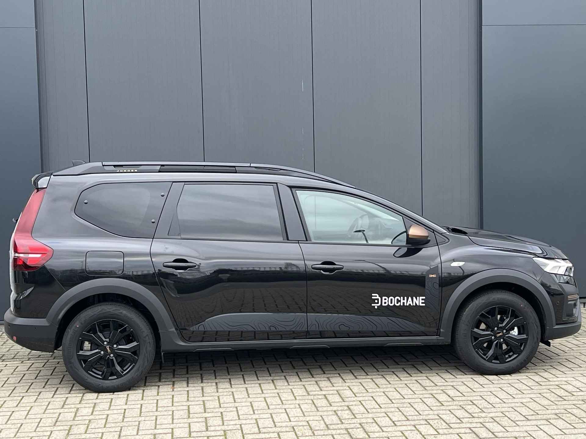 Dacia Jogger 1.6 Hybrid 140 Extreme 7p. |Pack Assist|Verwarmde voortstoelen|Media Nav.|Apple/Android auto| - 13/26