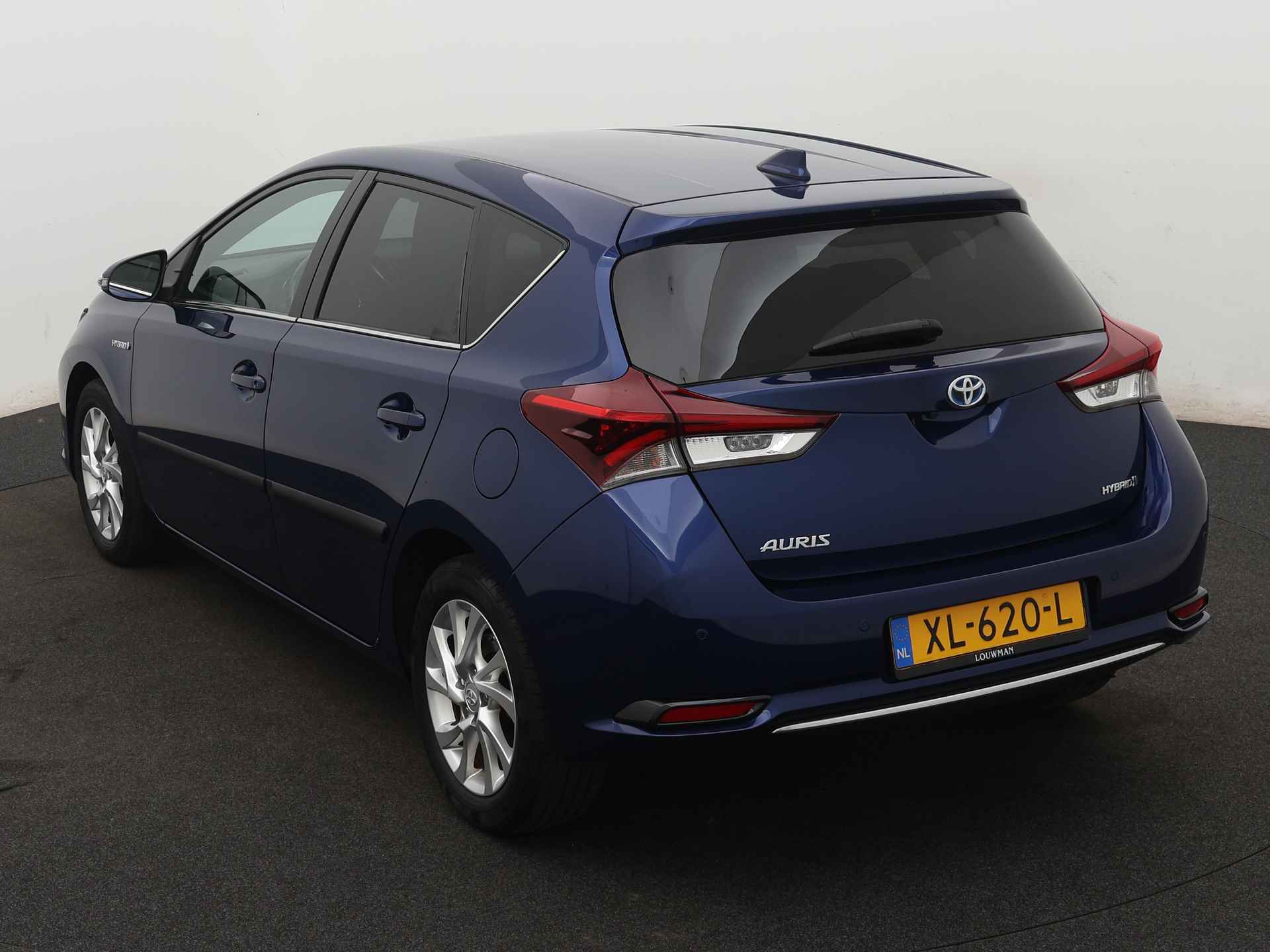 Toyota Auris 1.8 Hybrid Energy Plus | Navigatie | Parkeersensoren | ovb MB - 17/44