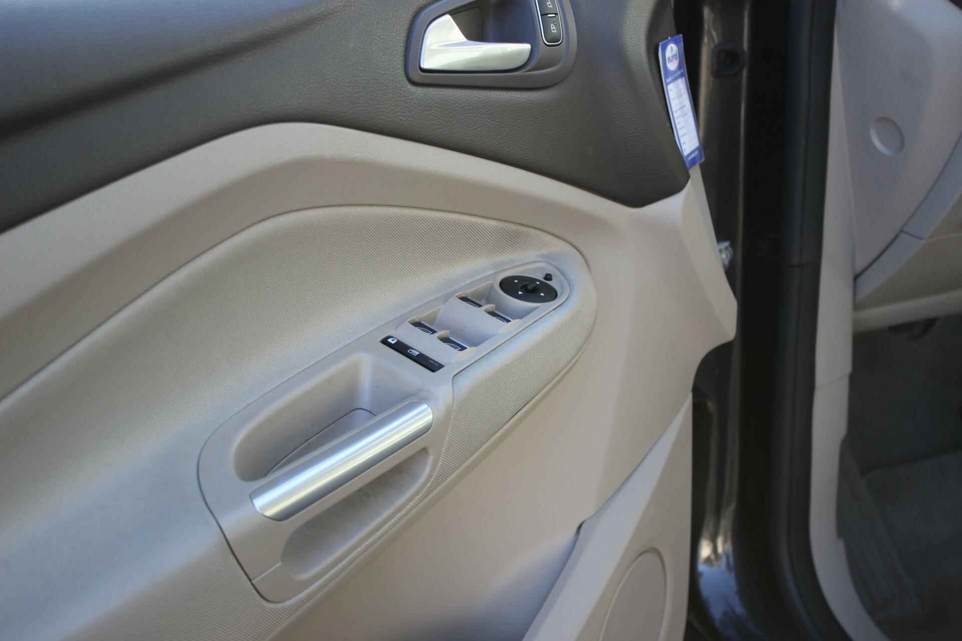 Ford C-Max 1.5 Titanium // Trekhaak - Navigatie - Camera - Apple CarPlay & Android Auto - Cruise control - 13/22