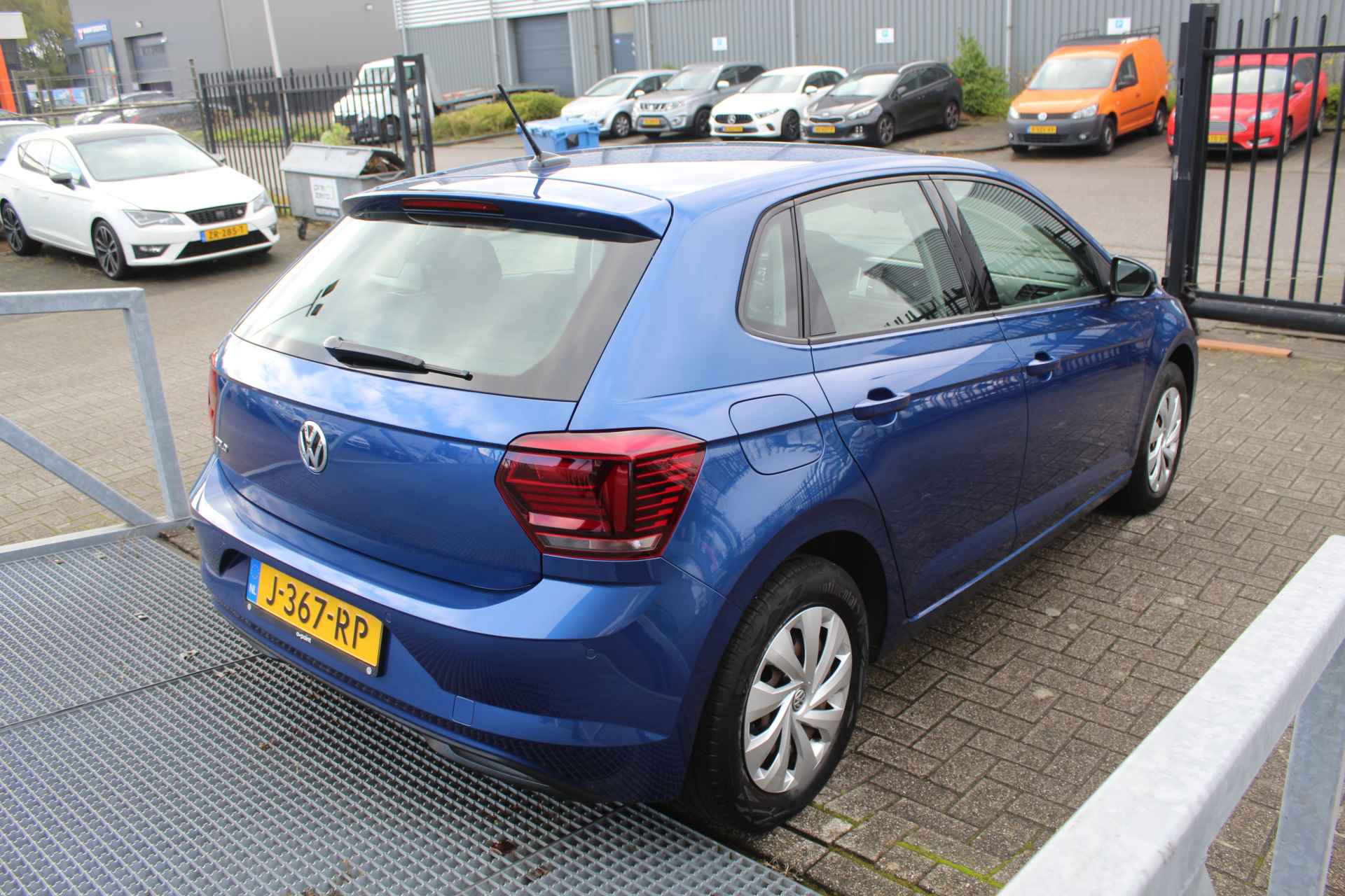 Volkswagen Polo 1.0 TSI Comfortline Business Automaat Navigatie/Apple carplay/Adaptive cruise control/Parkeersensoren/Climate control - 7/19