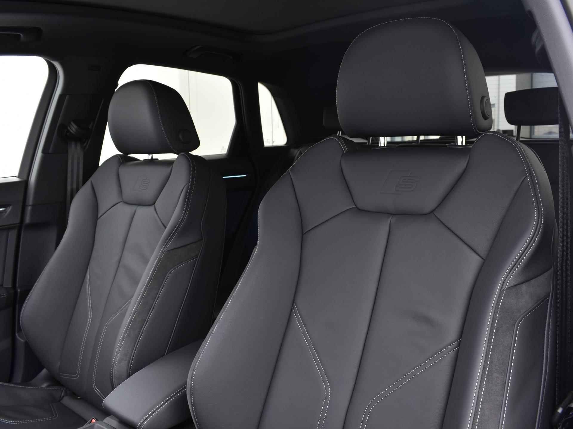 Audi Q3 S edition 45 TFSI e 245 PK · 20'' Velgen · Glazen panorama dak · Lederen bekleding · Assistentiepakket · Sonos · - 4/35