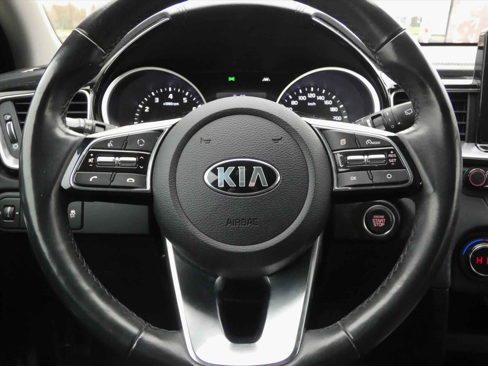 KIA Ceed Sw 1.0 T-GDi 120pk DynamicPlusLine | Stoelverwarming | Carplay | Camera | - 17/42