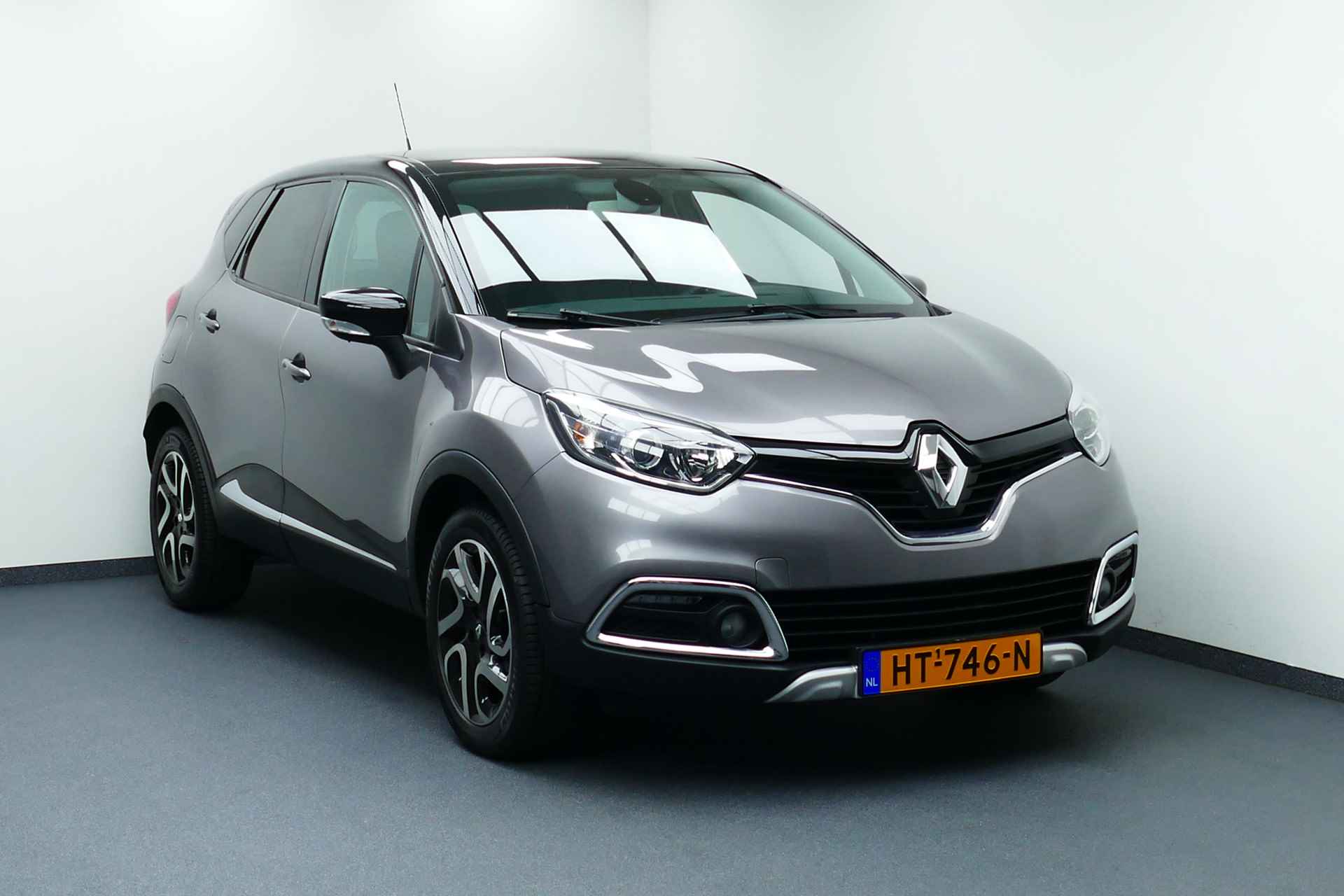 Renault Captur 0.9 TCe Xmod. Zwart Dak, Leer, Stoelverw, Navi, Camera, Clima, 17"LMV, Haak 1200kg - 1/37