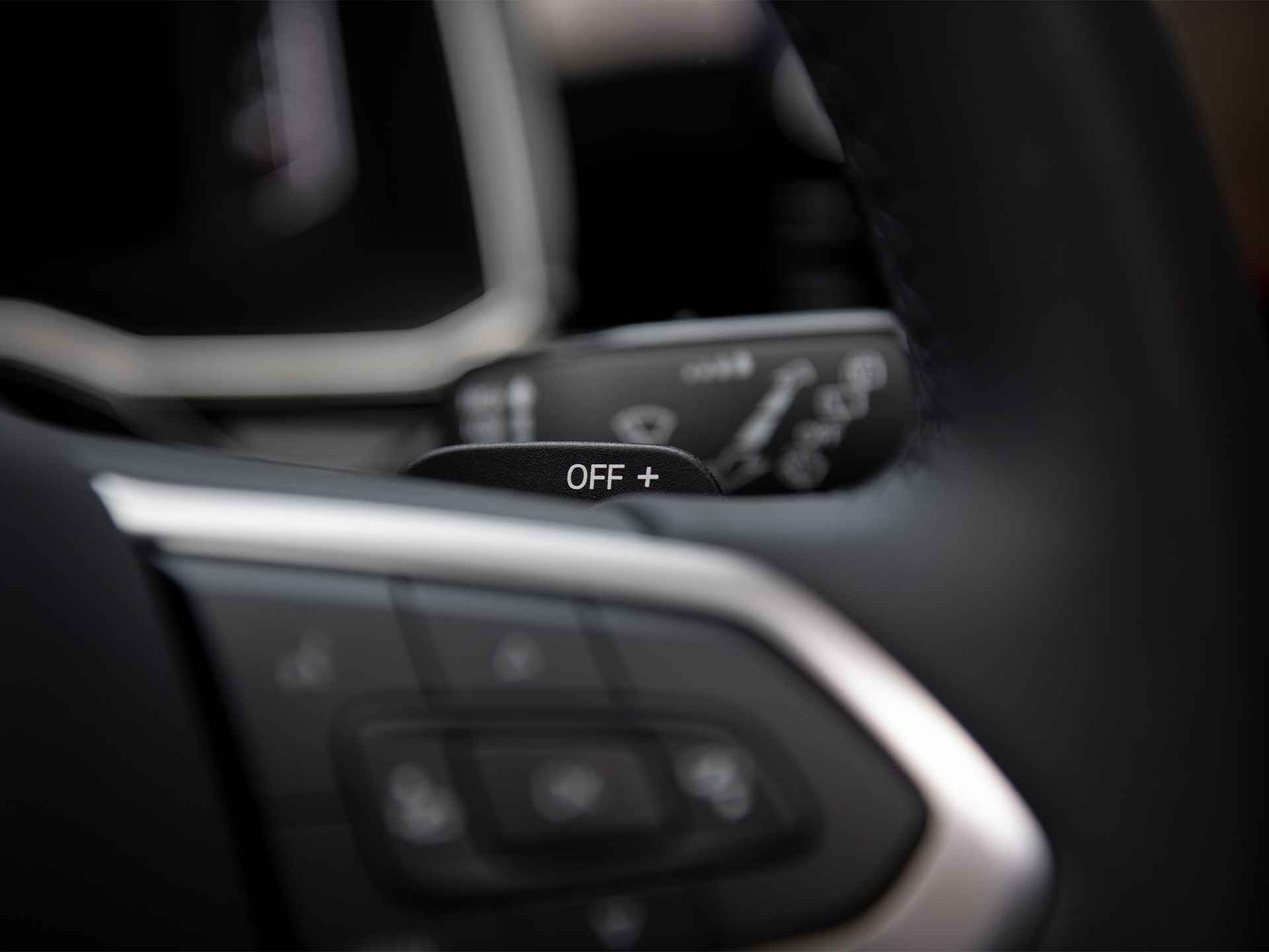 Volkswagen Taigo 1.5TSi DSG R-Line Black Style | Matrix IQ LED | Panorama schuif-/kanteldak | Keyless entry & start | Camera | Sperdiff. | Adaptive Cruise Control | Drive Mode select | Trekhaak afn.kogel | Nw.prijs 2023 € 47.630,- - 54/57