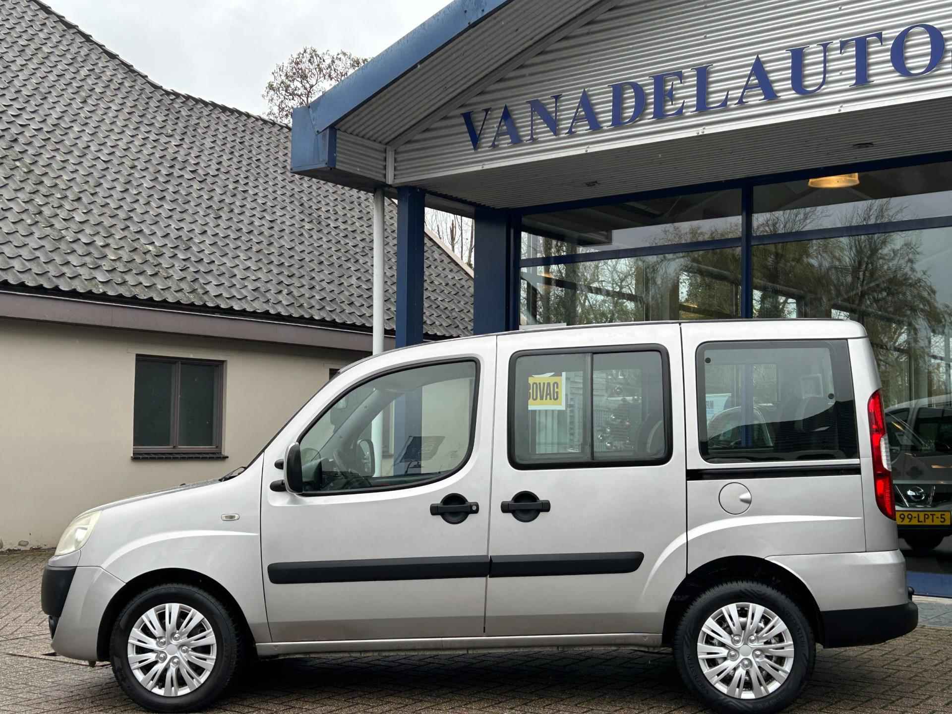 Fiat Doblò 1.4 Family Plus 7 Pers! Airco Schuifdeuren Elek.Pakket Trekhaak Nieuwe APK Nette Staat! - 2/19