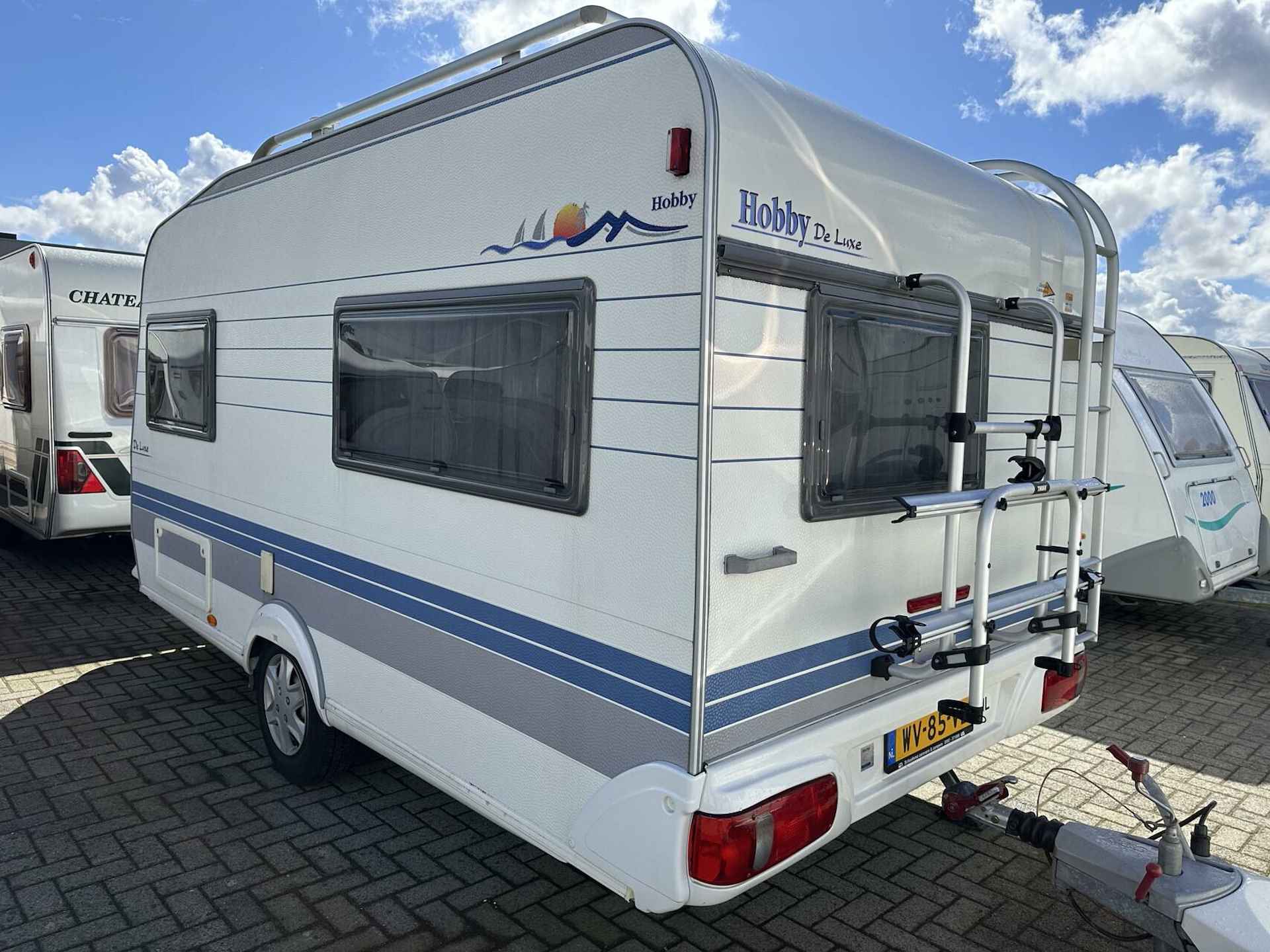 HOBBY DE LUXE 400 SF DWARSBED + MOVER + LUIFEL + FIETSENREK - 4/19