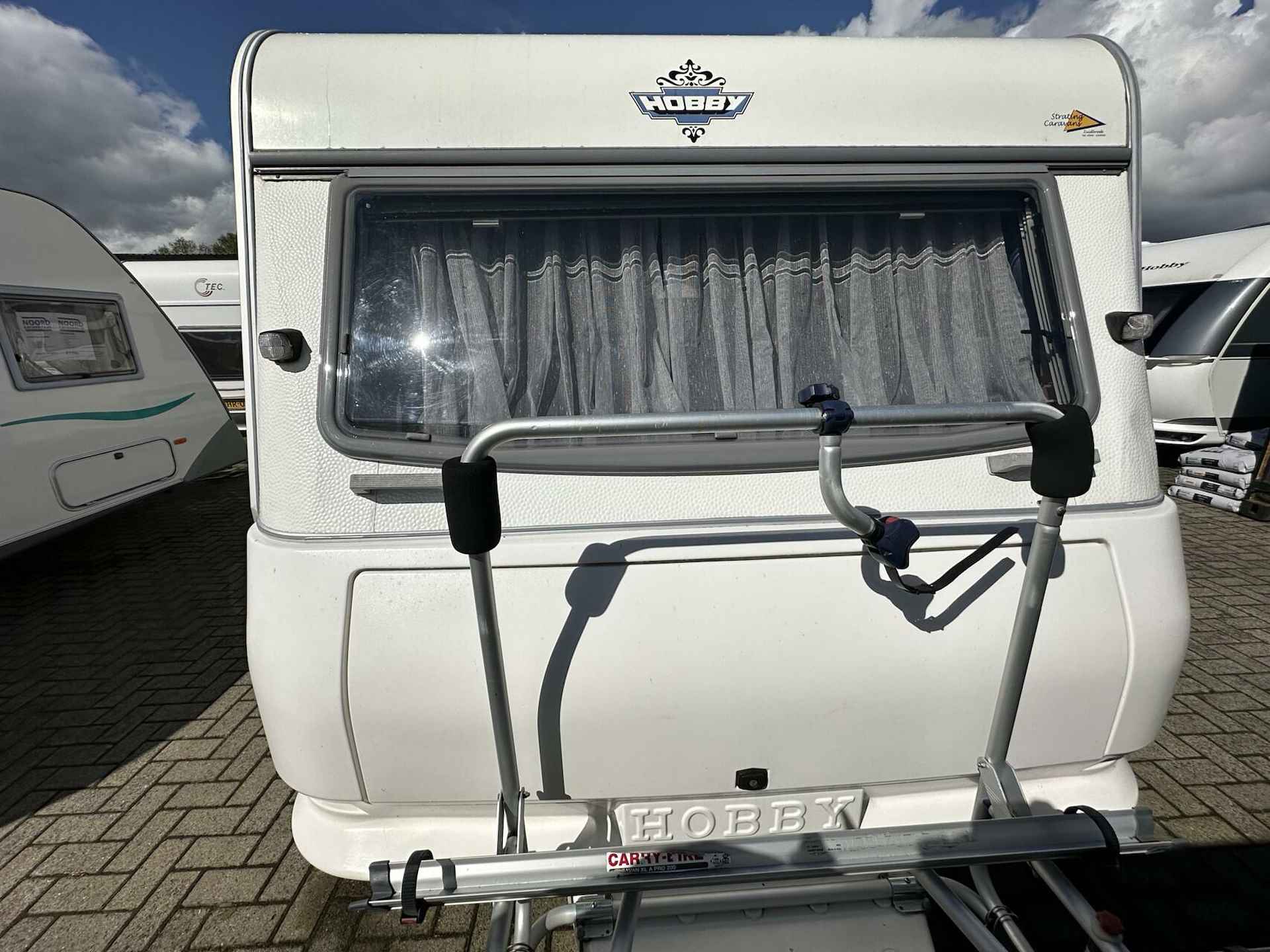 HOBBY DE LUXE 400 SF DWARSBED + MOVER + LUIFEL + FIETSENREK - 7/19