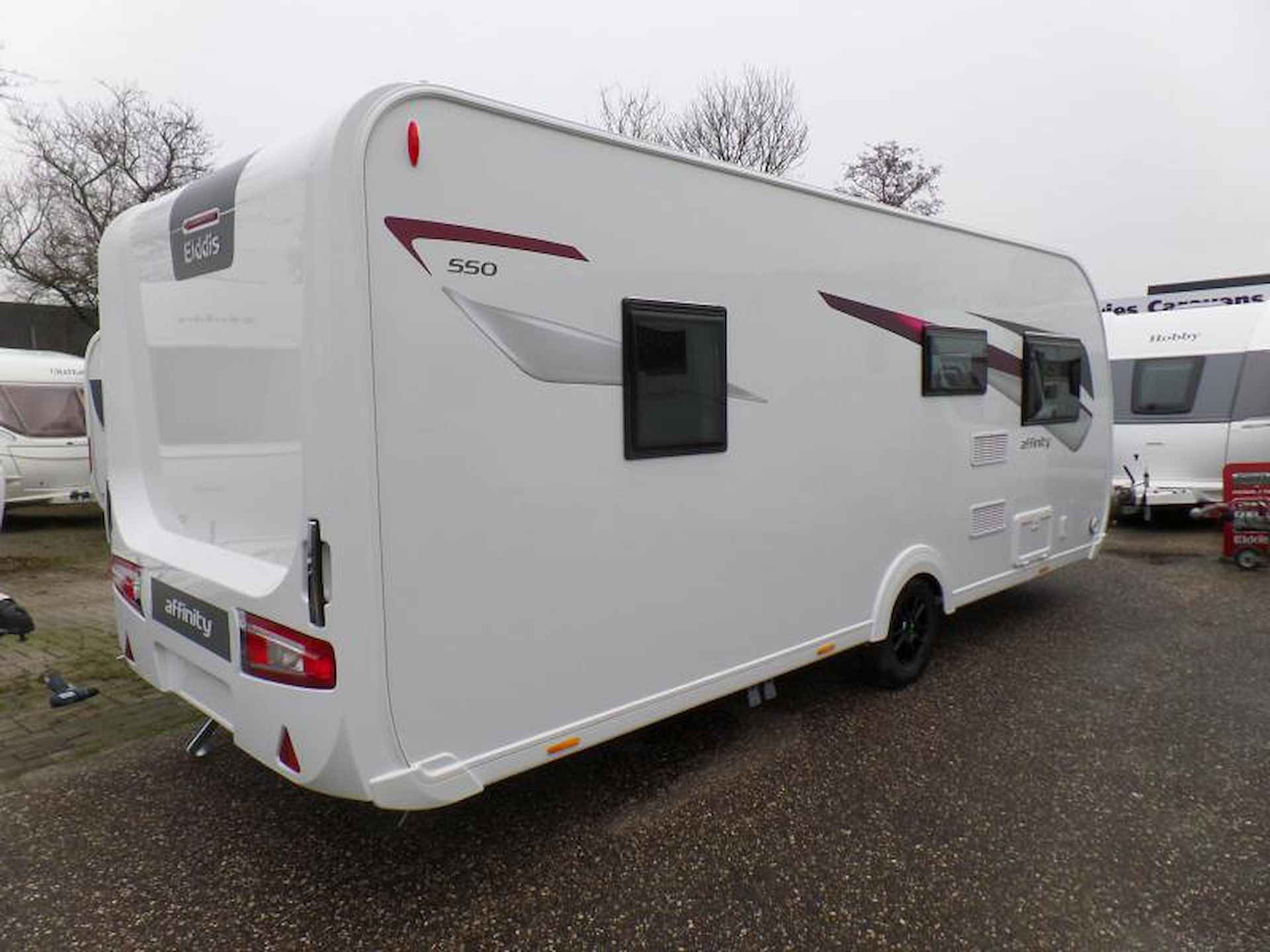 Elddis Affinity 550 Eilandbed model 2025 - 3/15