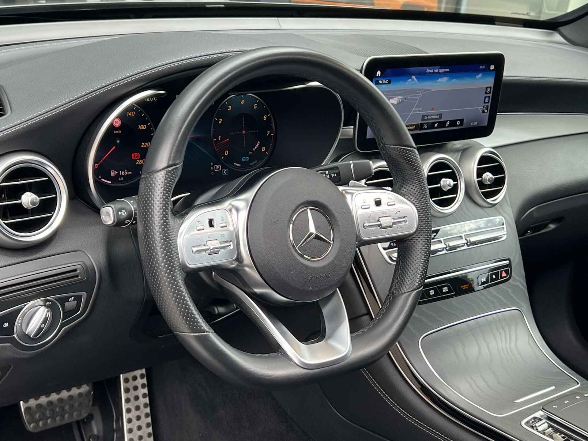 Mercedes GLC-klasse 200 AMG|PANO|360° CAMERA|22''|BURMESTER - 14/43